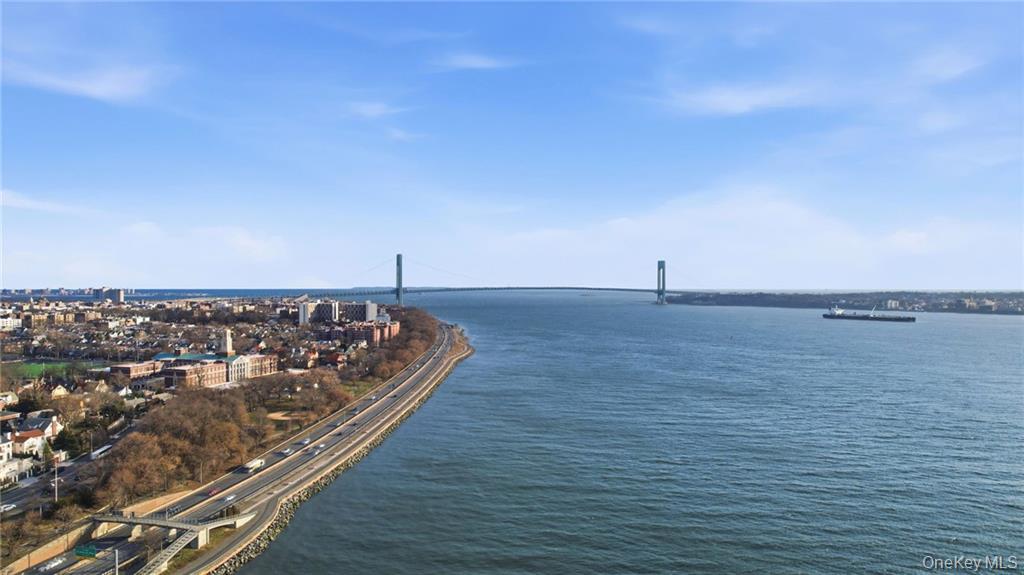 Brooklyn, New York, 11209, United States, 3 Bedrooms Bedrooms, ,2 BathroomsBathrooms,Residential,Active,2043128