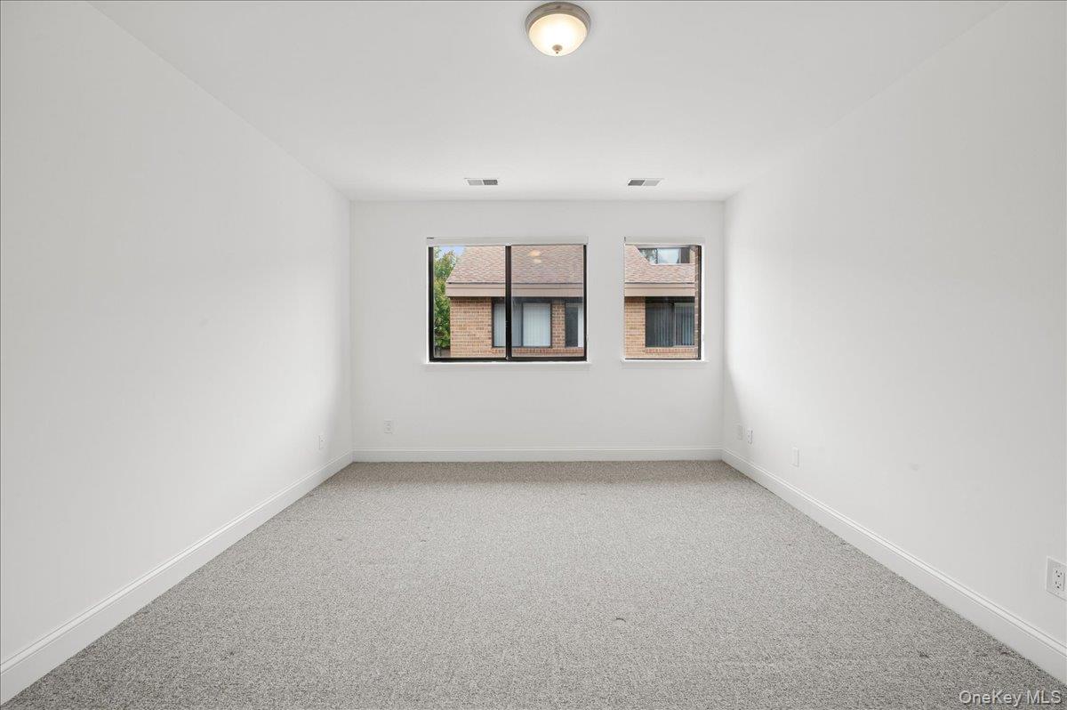 Rye, New York, 10580, United States, 3 Bedrooms Bedrooms, ,3 BathroomsBathrooms,Residential,Active,1973541