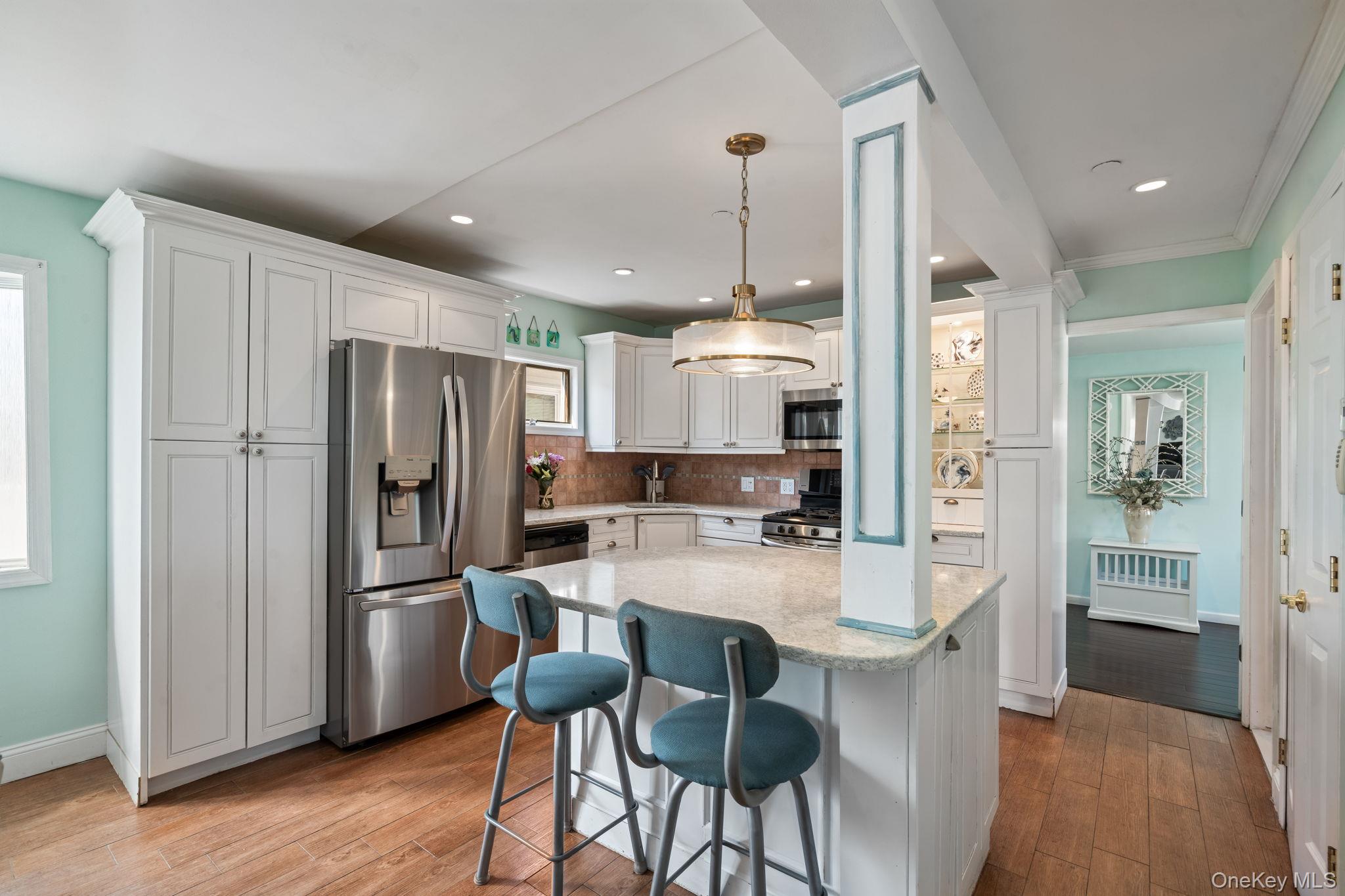 Long Beach, New York, 11561, United States, 4 Bedrooms Bedrooms, ,3 BathroomsBathrooms,Residential,Active,2008919