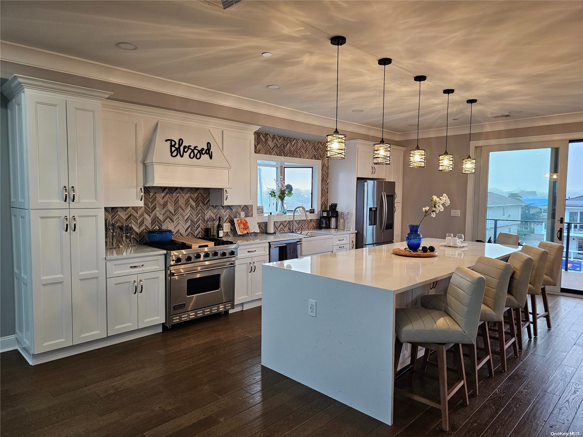 Babylon, New York, 11702, United States, 3 Bedrooms Bedrooms, ,3 BathroomsBathrooms,Residential,Active,1801049