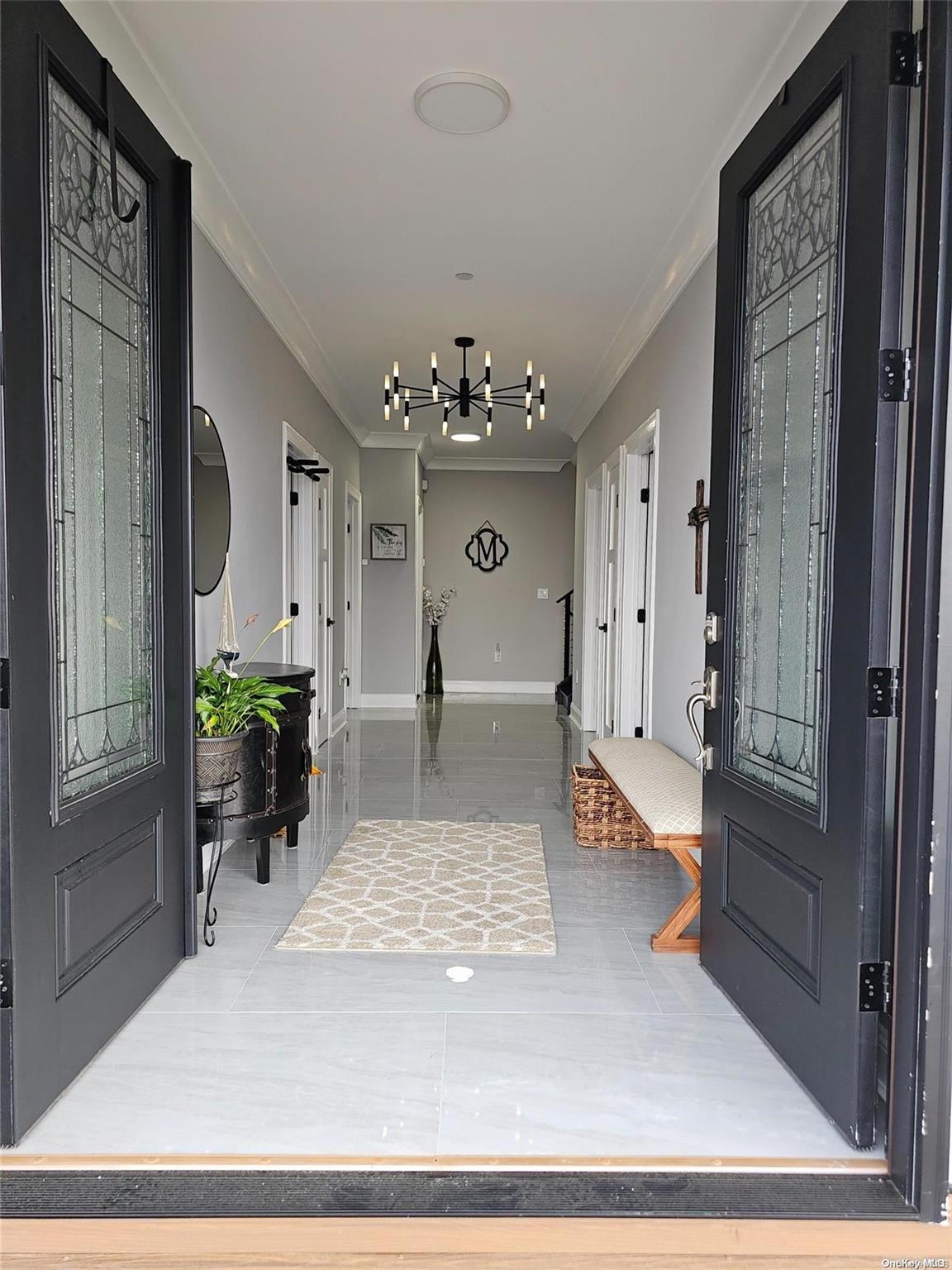 Babylon, New York, 11702, United States, 3 Bedrooms Bedrooms, ,3 BathroomsBathrooms,Residential,Active,1801049