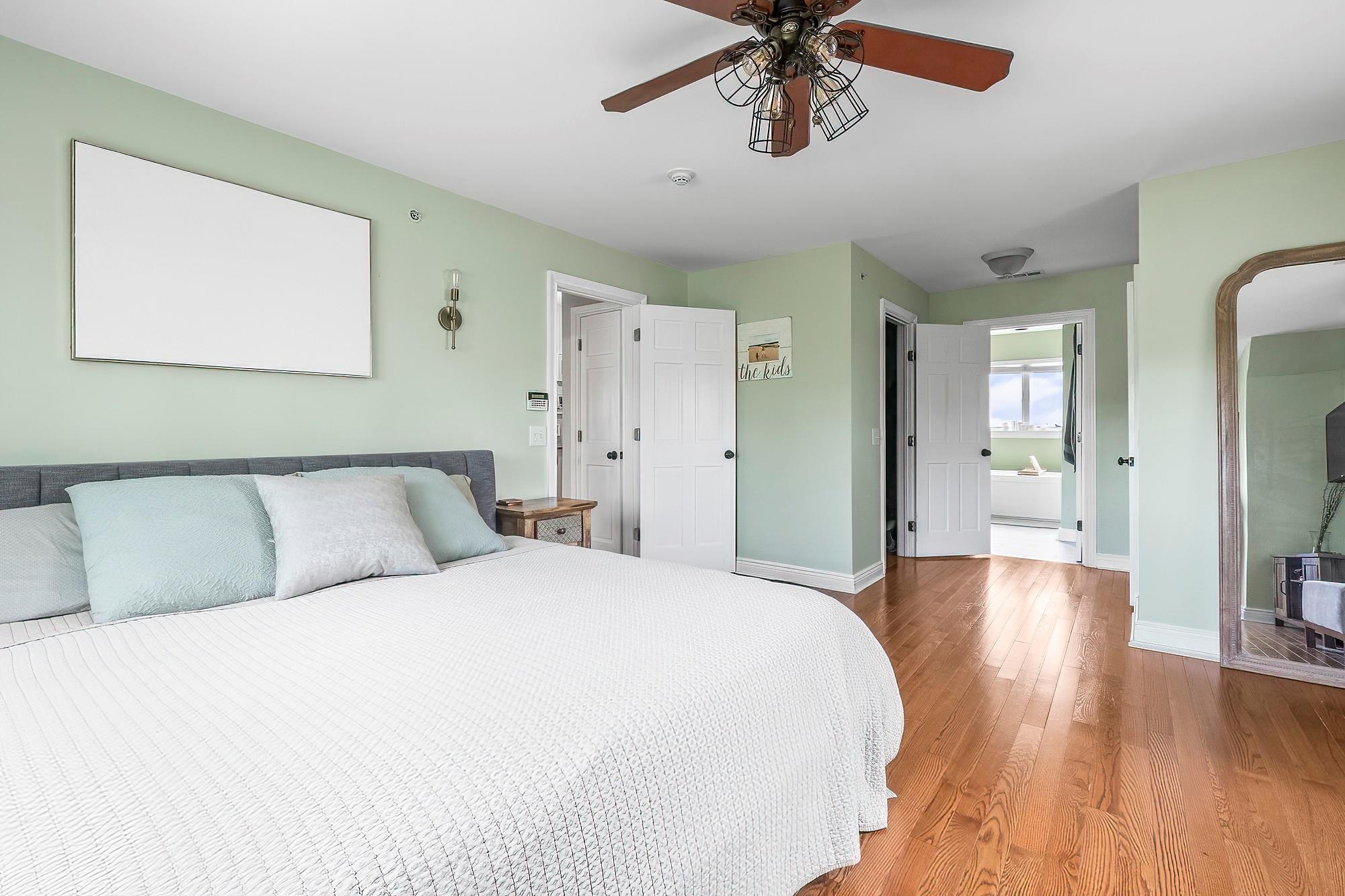 West Harrison, New York, 10604, United States, 4 Bedrooms Bedrooms, ,4 BathroomsBathrooms,Residential,Active,1798072