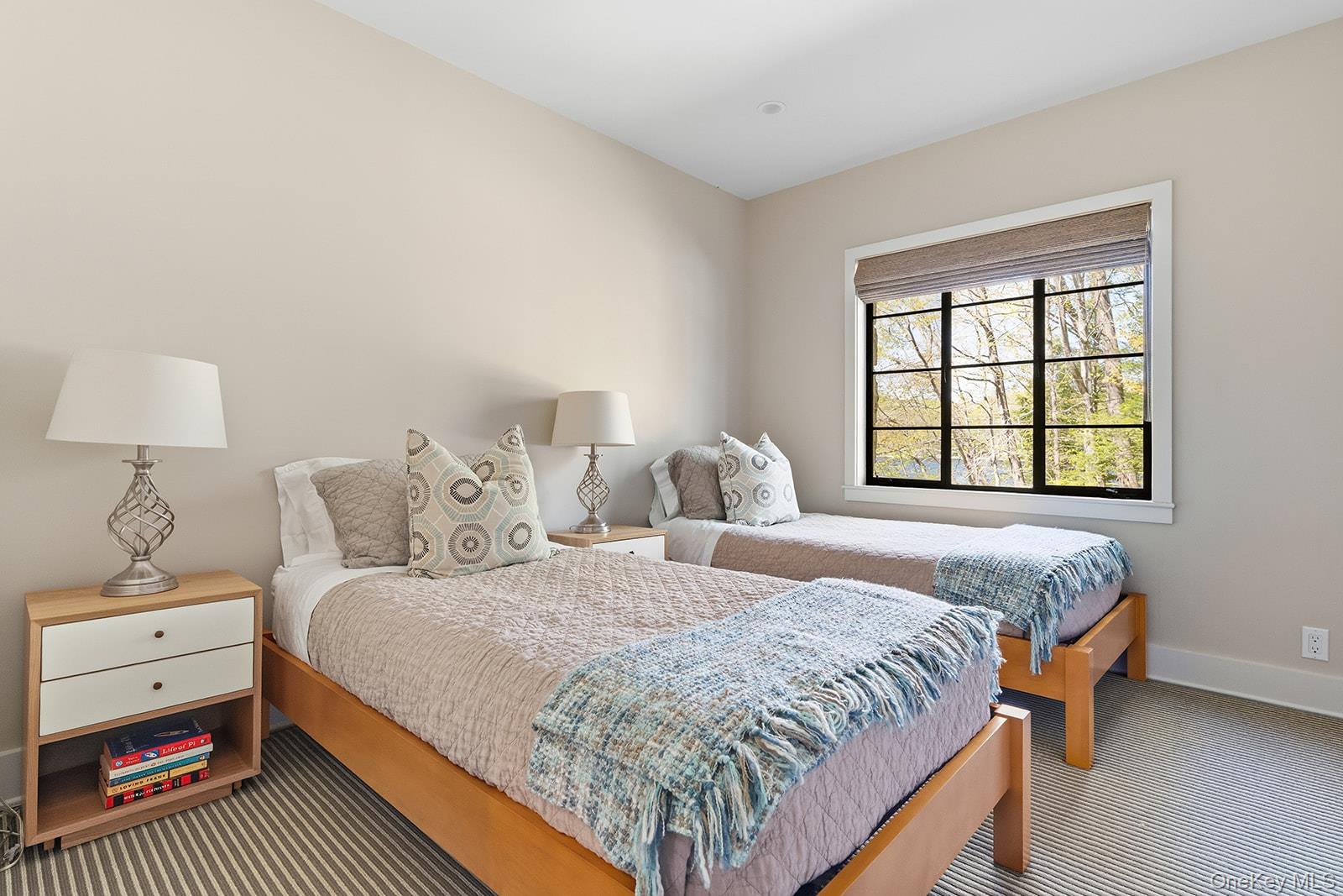 Putnam Valley, New York, 10579, United States, 3 Bedrooms Bedrooms, ,3 BathroomsBathrooms,Residential,Pending,2045595