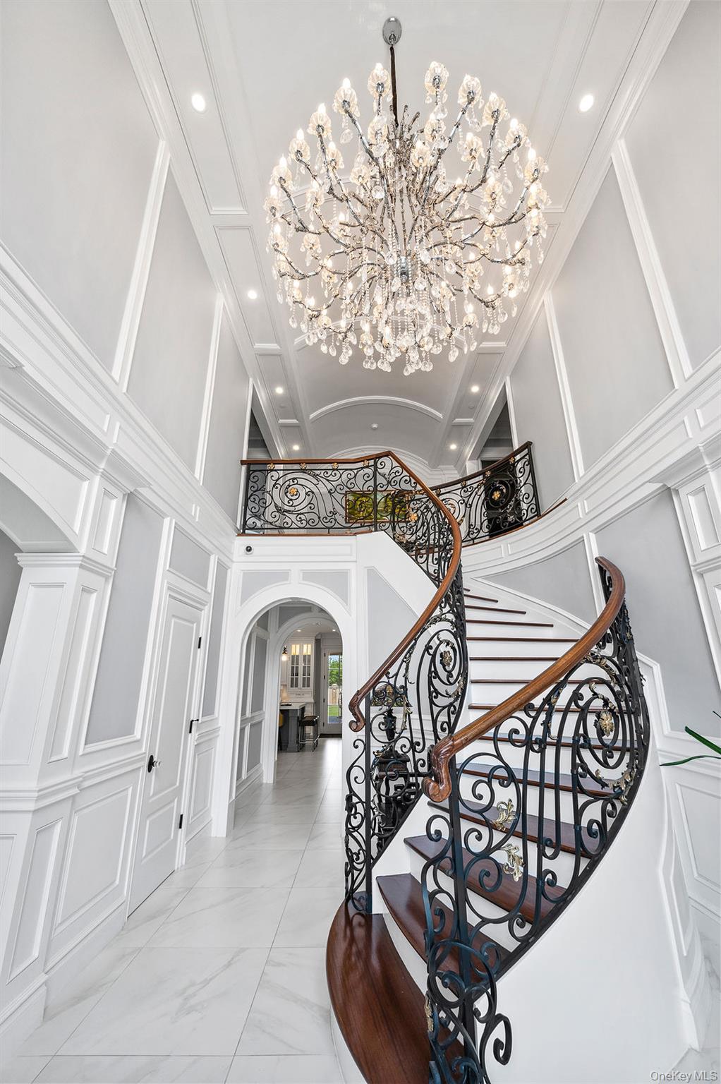 Little Neck, New York, 11362, United States, 5 Bedrooms Bedrooms, ,6 BathroomsBathrooms,Residential,Active,1908169