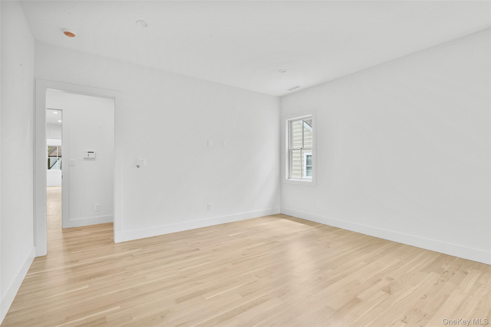 Scarsdale, New York, 10583, United States, 5 Bedrooms Bedrooms, ,5 BathroomsBathrooms,Residential,Active,1888466