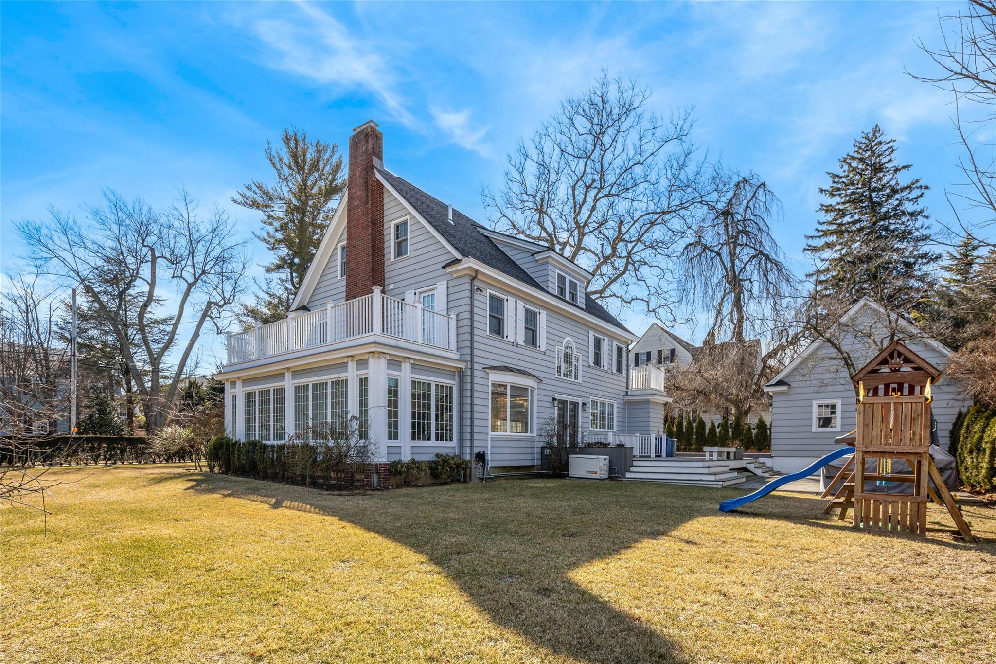 Douglaston, New York, 11363, United States, ,5 BathroomsBathrooms,Residential,Active,1741588