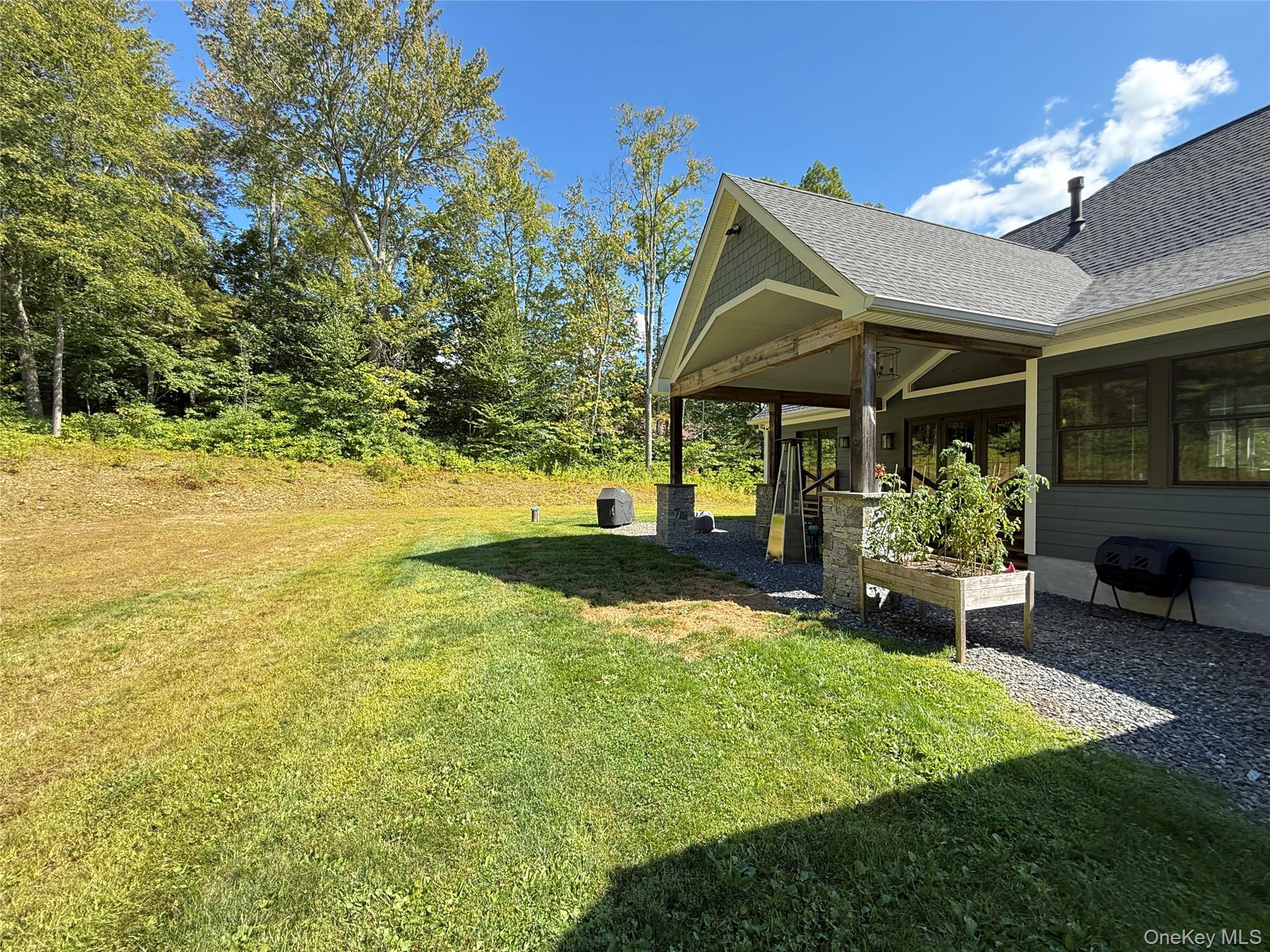 Poughquag, New York, 12570, United States, 3 Bedrooms Bedrooms, ,3 BathroomsBathrooms,Residential,Active,1944284