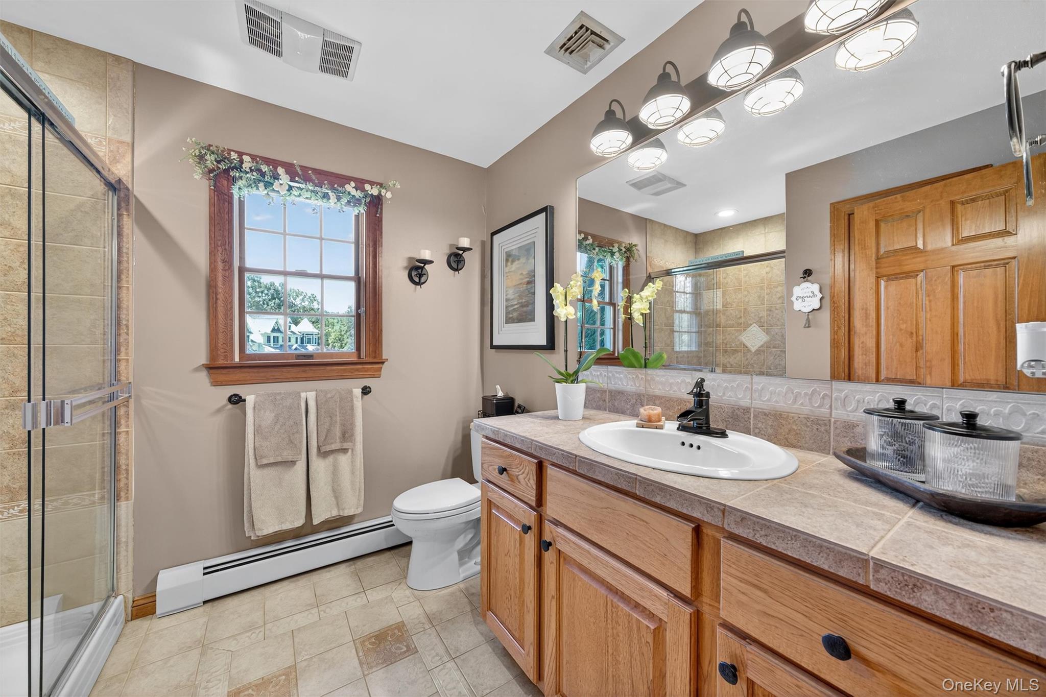 Warwick, New York, 10990, United States, 3 Bedrooms Bedrooms, ,3 BathroomsBathrooms,Residential,Active,1965856