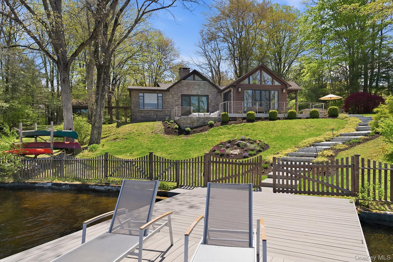 Putnam Valley, New York, 10579, United States, 3 Bedrooms Bedrooms, ,3 BathroomsBathrooms,Residential,Pending,2045595