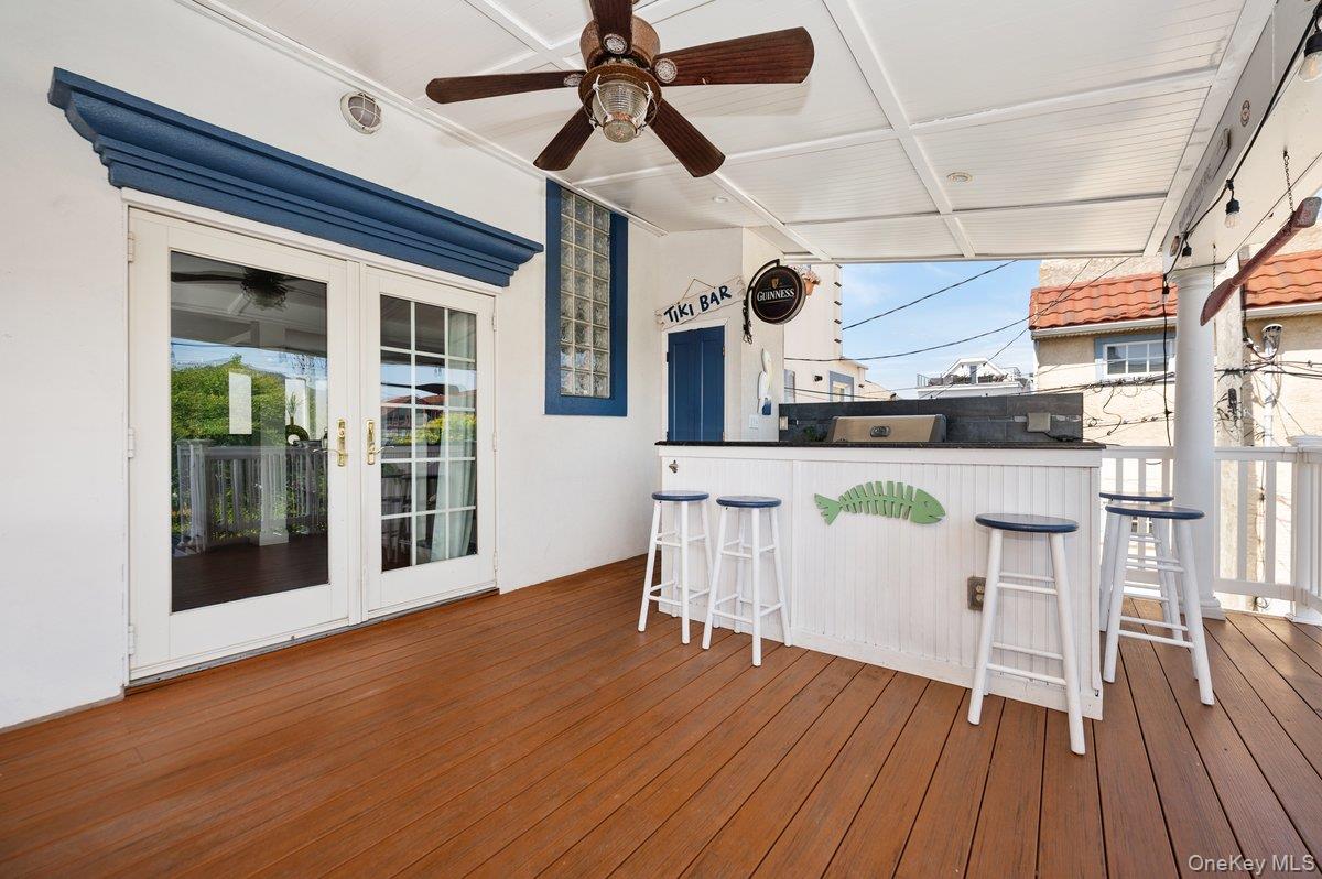 Long Beach, New York, 11561, United States, 4 Bedrooms Bedrooms, ,3 BathroomsBathrooms,Residential,Active,2008919