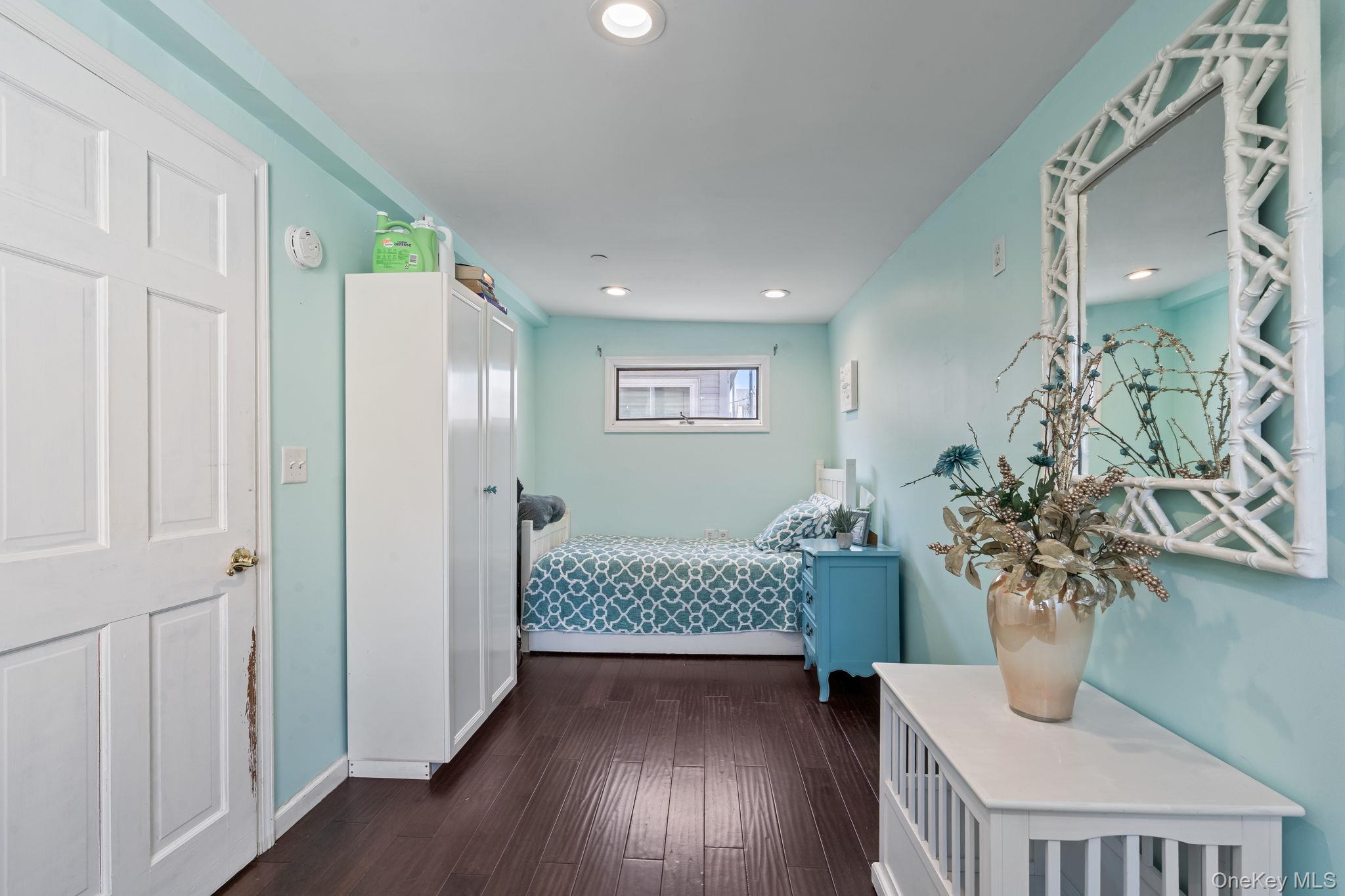 Long Beach, New York, 11561, United States, 4 Bedrooms Bedrooms, ,3 BathroomsBathrooms,Residential,Active,2008919