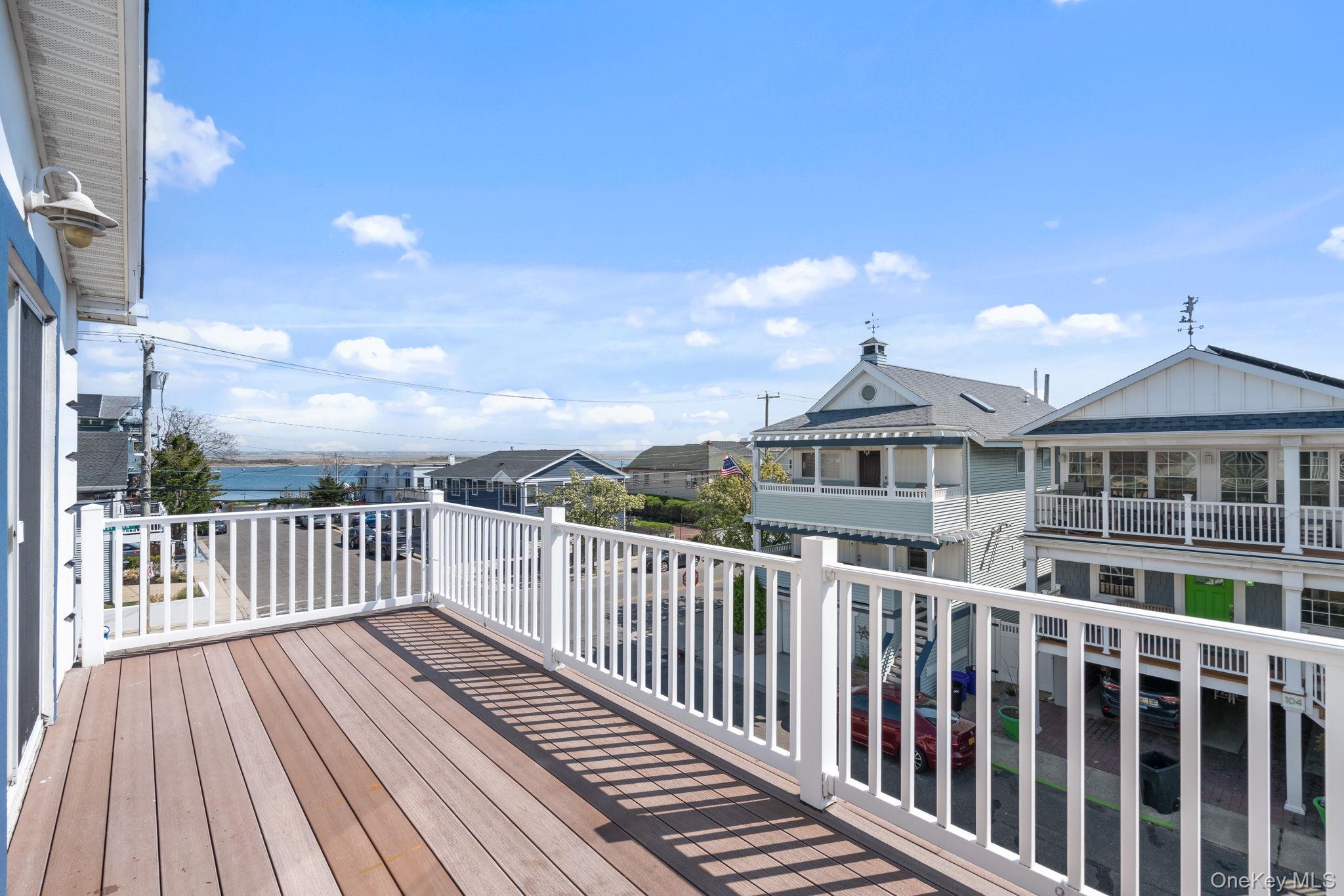 Long Beach, New York, 11561, United States, 4 Bedrooms Bedrooms, ,3 BathroomsBathrooms,Residential,Active,2008919
