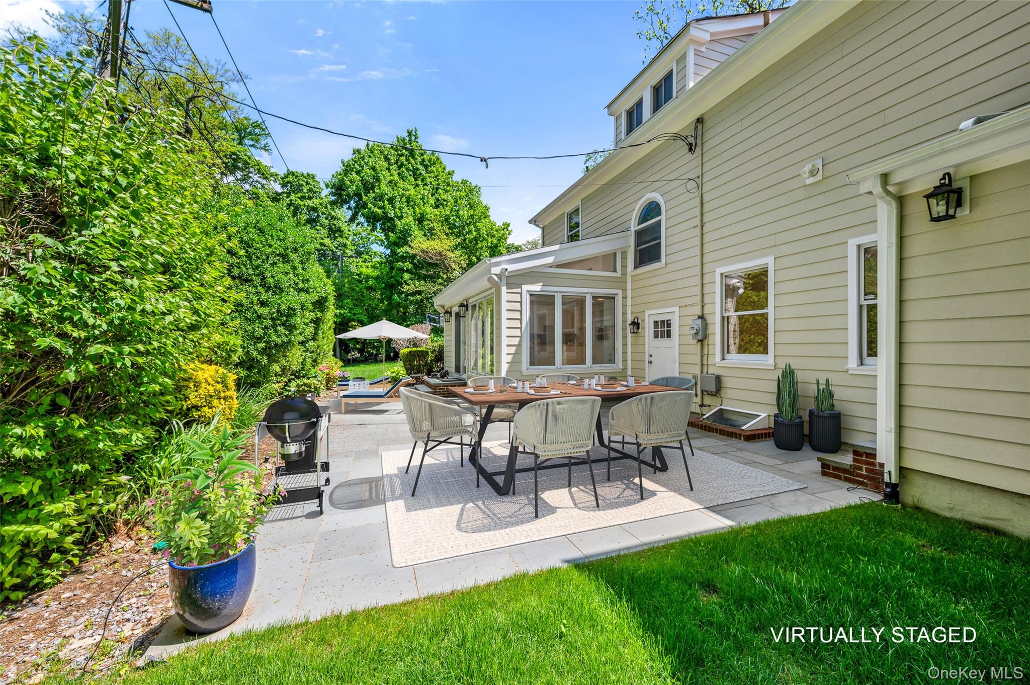 Great Neck, New York, 11021, United States, 5 Bedrooms Bedrooms, ,4 BathroomsBathrooms,Residential,Active,1885010