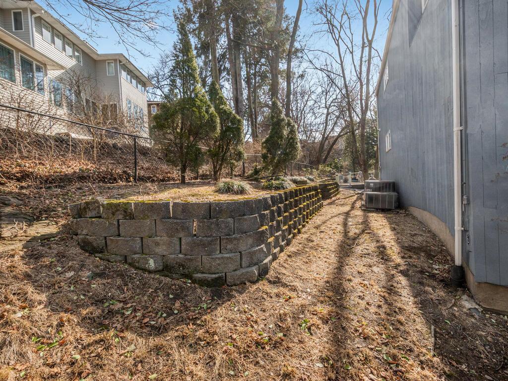 Bronx, New York, 10471, United States, 4 Bedrooms Bedrooms, ,3 BathroomsBathrooms,Residential,Active,1764906
