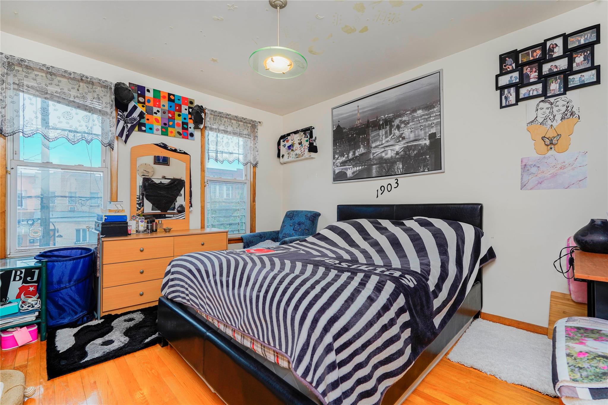 Brooklyn, New York, 11228, United States, 6 Bedrooms Bedrooms, ,3 BathroomsBathrooms,Residential,Active,1741590