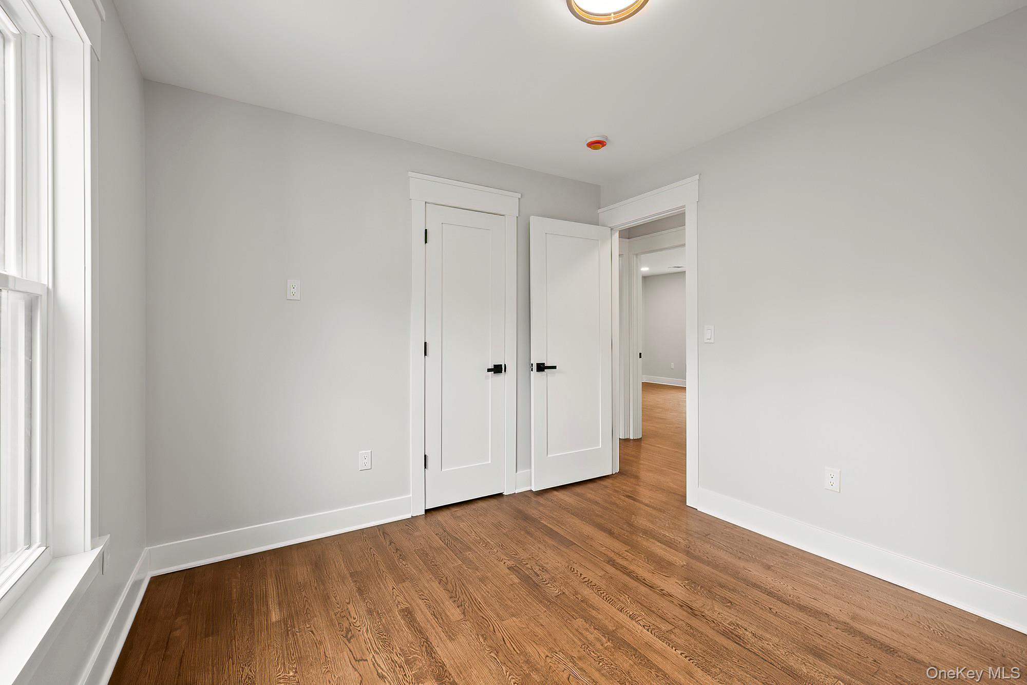 White Plains, New York, 10607, United States, 4 Bedrooms Bedrooms, ,3 BathroomsBathrooms,Residential,Active,1965798