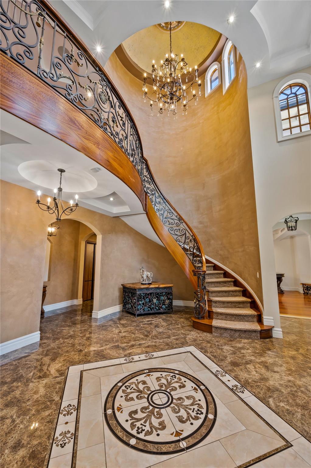 Malba, New York, 11357, United States, 5 Bedrooms Bedrooms, ,7 BathroomsBathrooms,Residential,Active,1761248