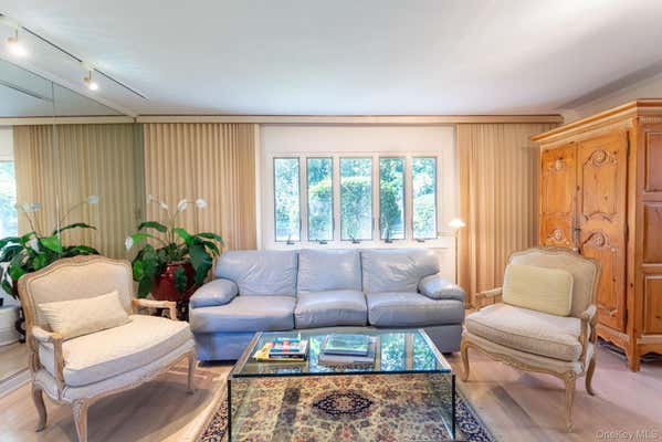 80-37 230Th St, Bellerose Manor, NY 11427