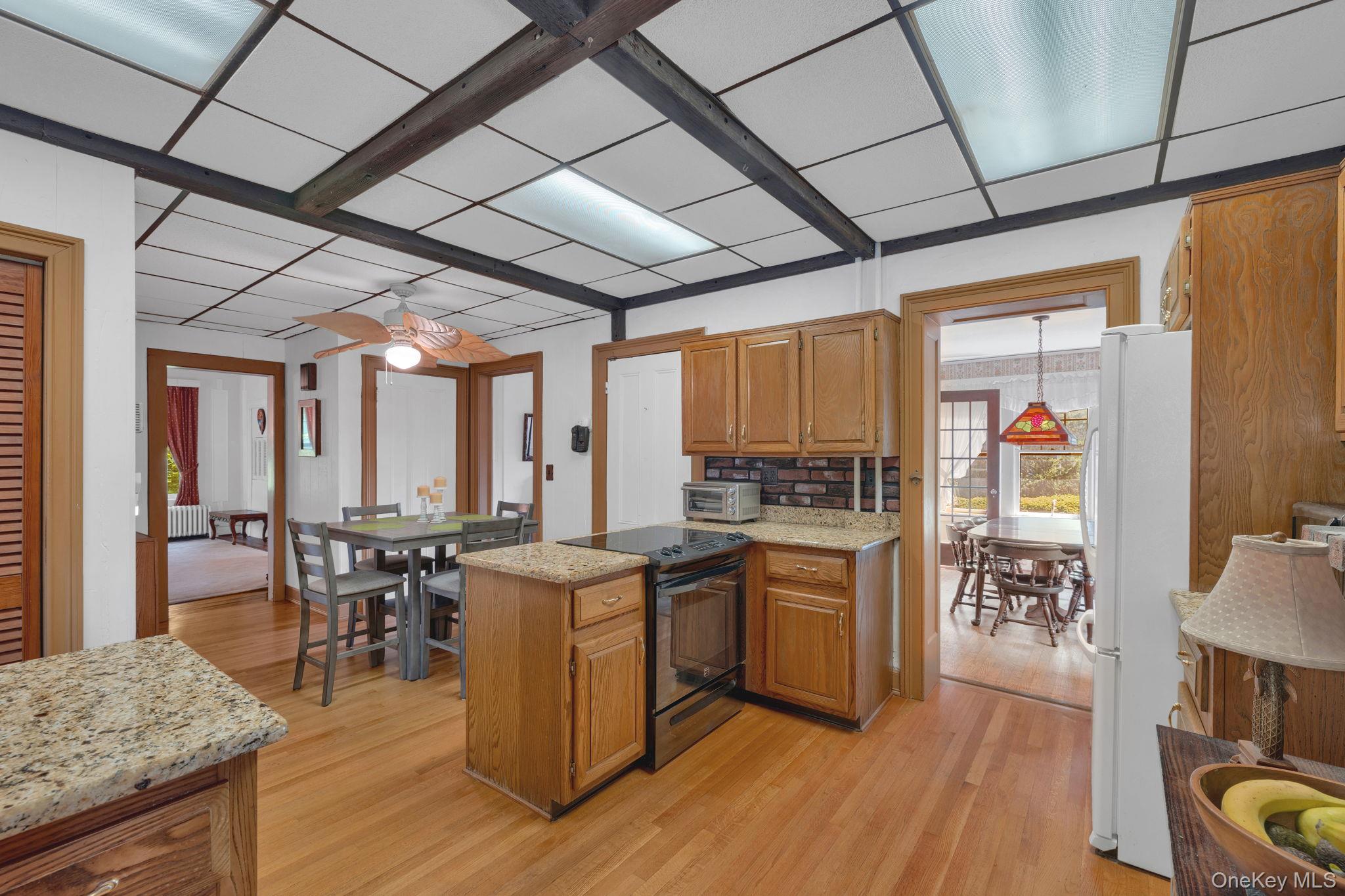 Newburgh, New York, 12550, United States, 3 Bedrooms Bedrooms, ,3 BathroomsBathrooms,Residential,Active,1913025