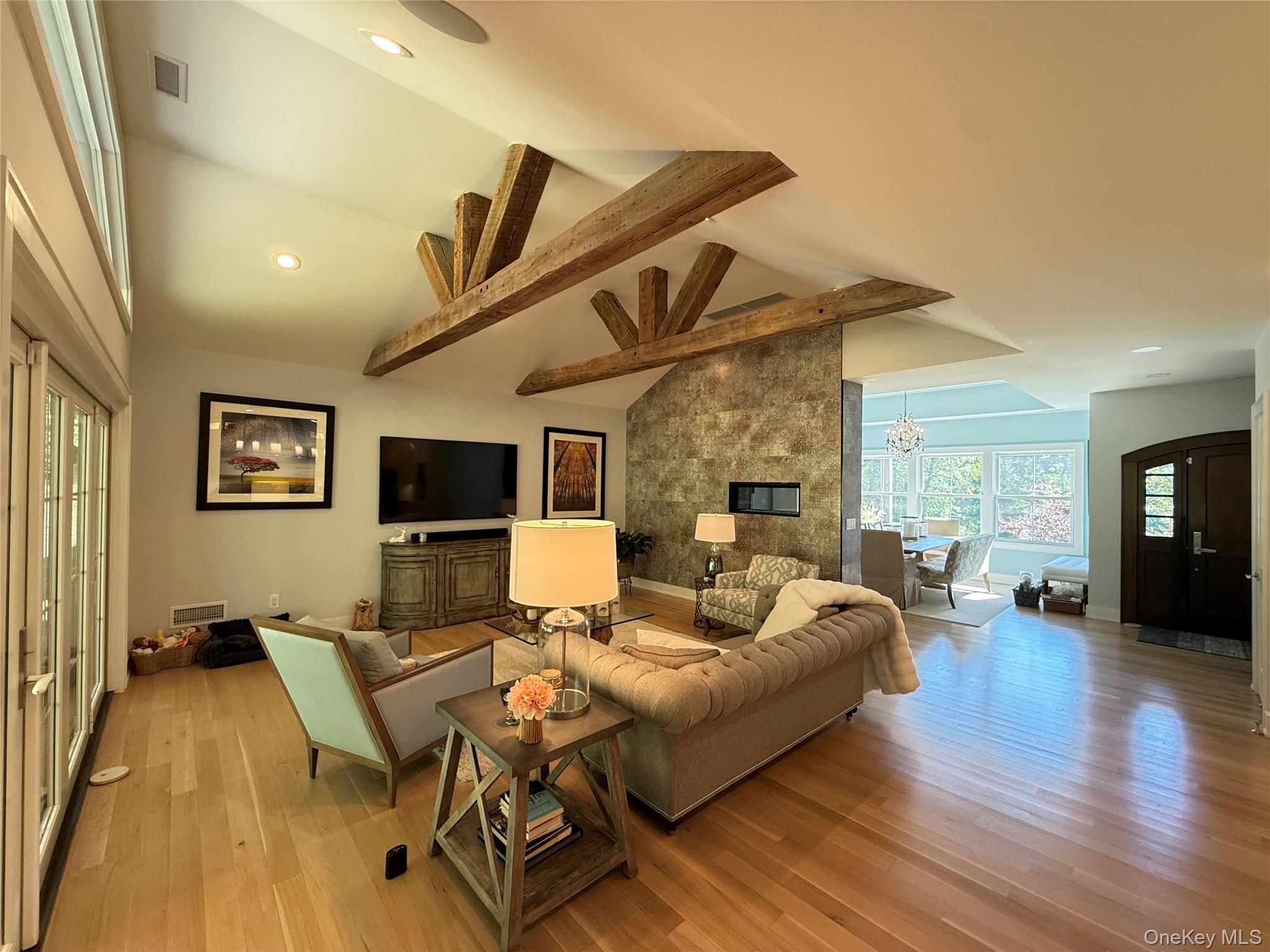 Poughquag, New York, 12570, United States, 3 Bedrooms Bedrooms, ,3 BathroomsBathrooms,Residential,Active,1944284