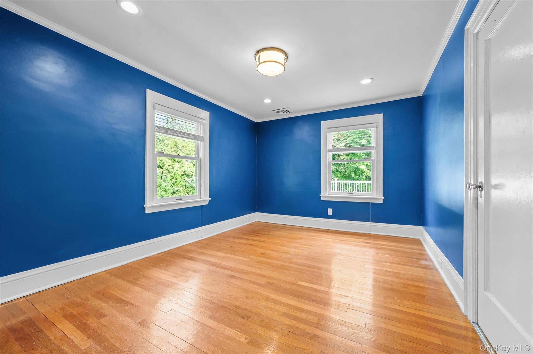 Great Neck, New York, 11021, United States, 5 Bedrooms Bedrooms, ,4 BathroomsBathrooms,Residential,Active,1885010