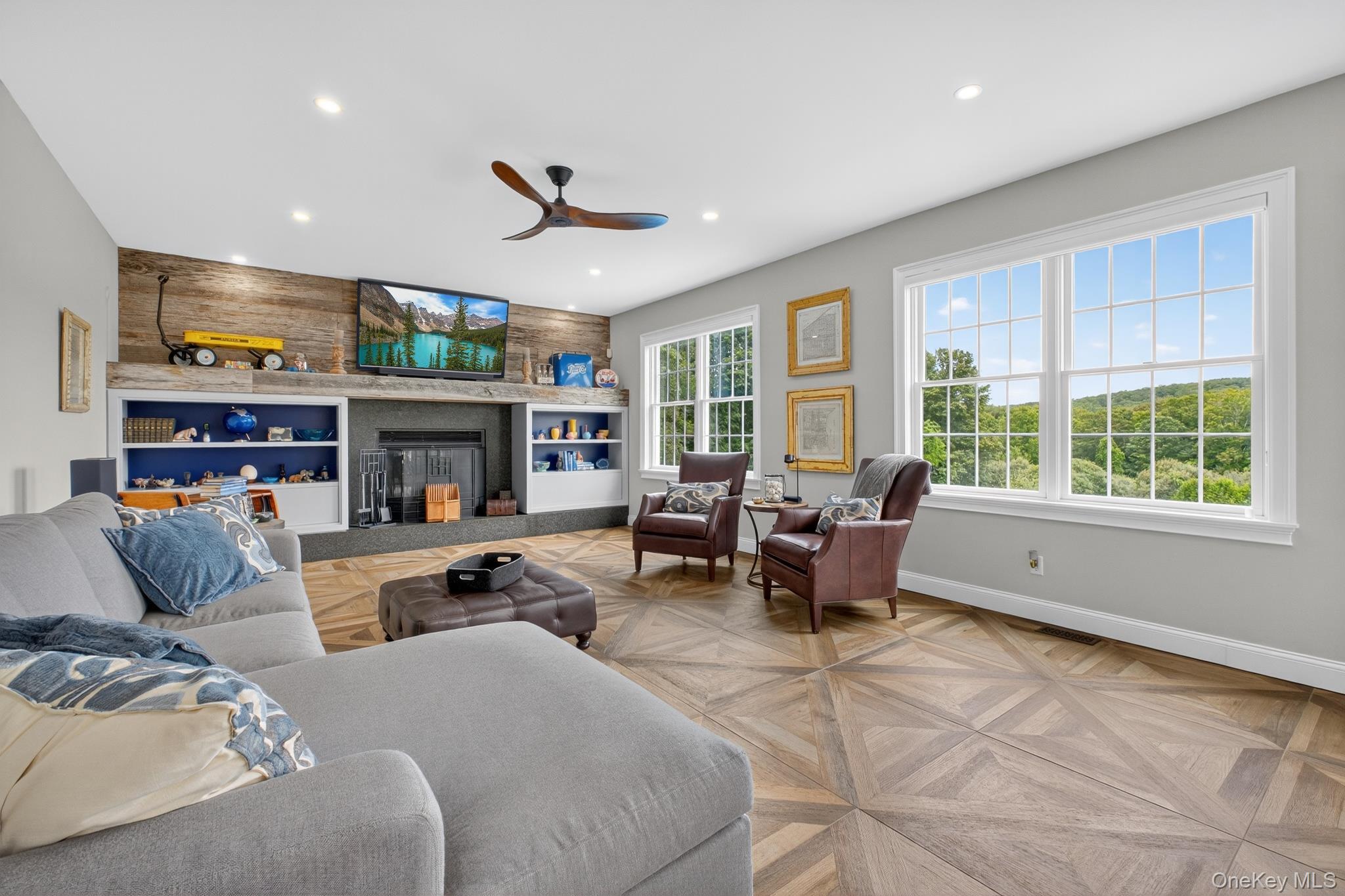 Mahopac, New York, 10541, United States, 4 Bedrooms Bedrooms, ,6 BathroomsBathrooms,Residential,Active,1945090