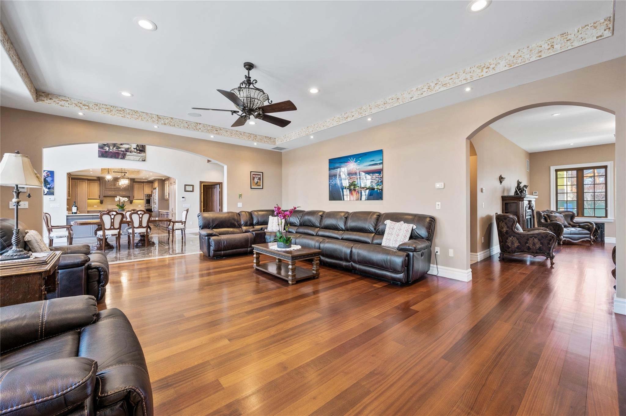 Malba, New York, 11357, United States, 5 Bedrooms Bedrooms, ,7 BathroomsBathrooms,Residential,Active,1761248