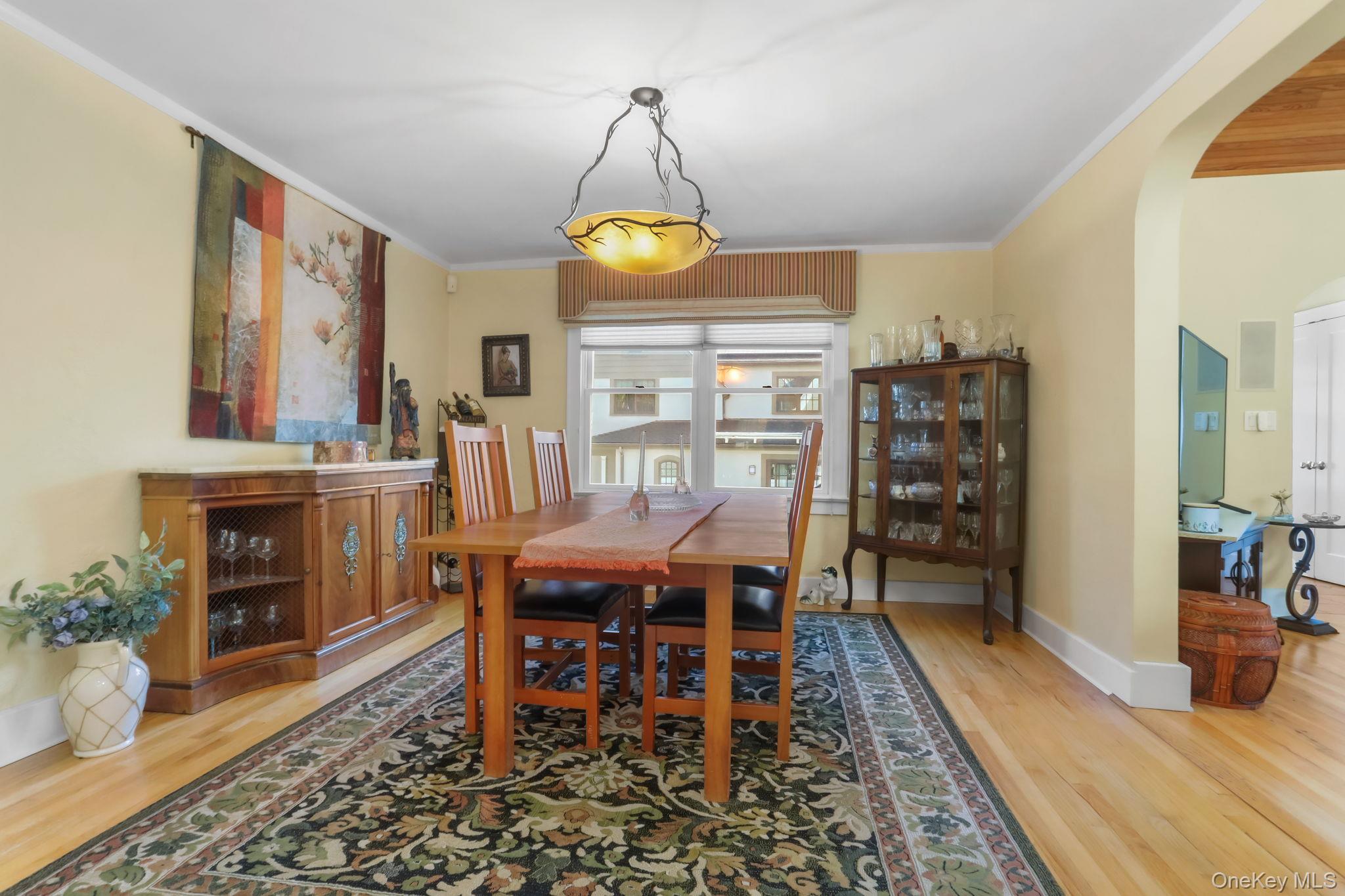 Pleasantville, New York, 10570, United States, 3 Bedrooms Bedrooms, ,3 BathroomsBathrooms,Residential,Active,2041438