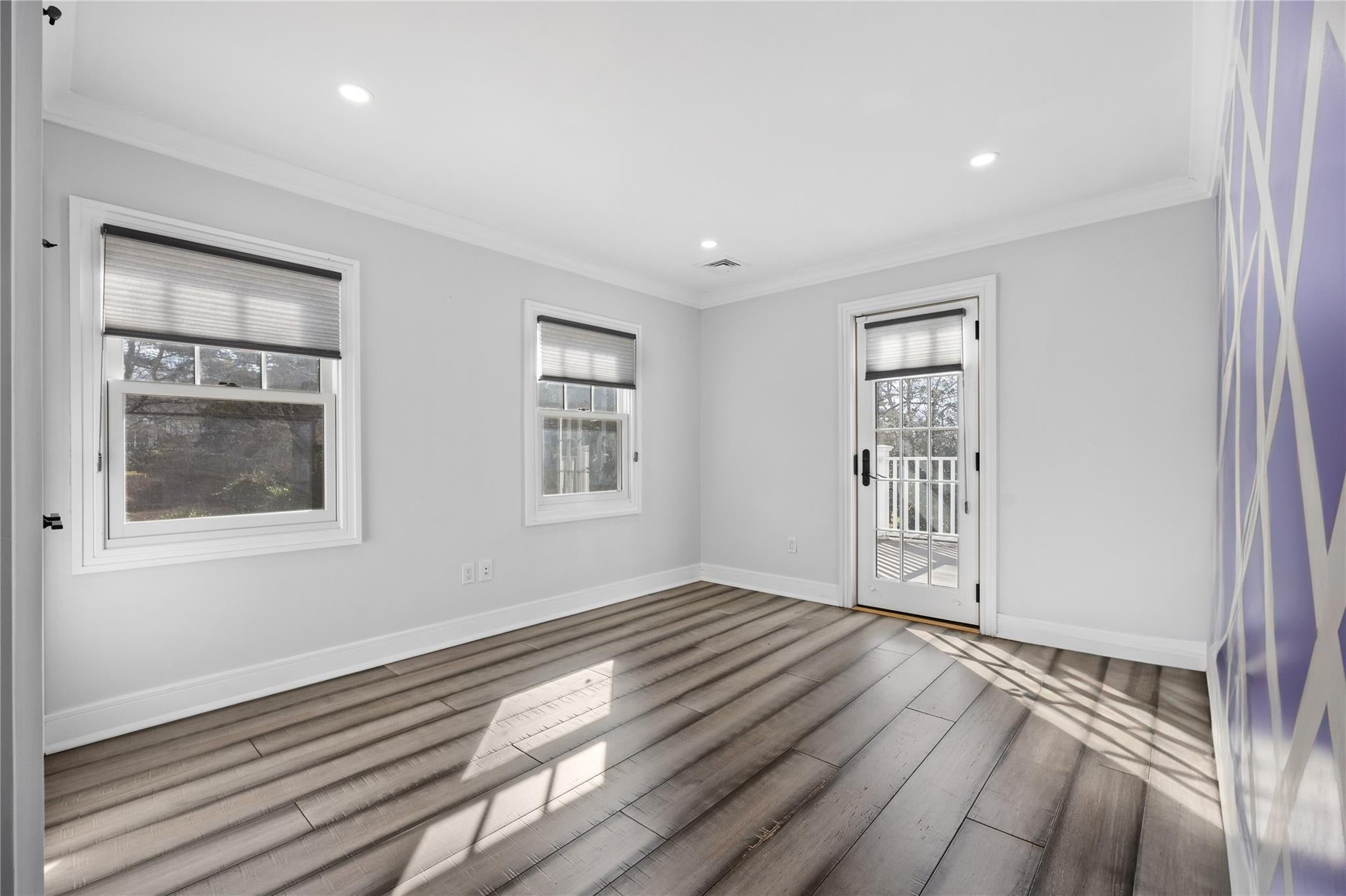 Douglaston, New York, 11363, United States, ,5 BathroomsBathrooms,Residential,Active,1741588