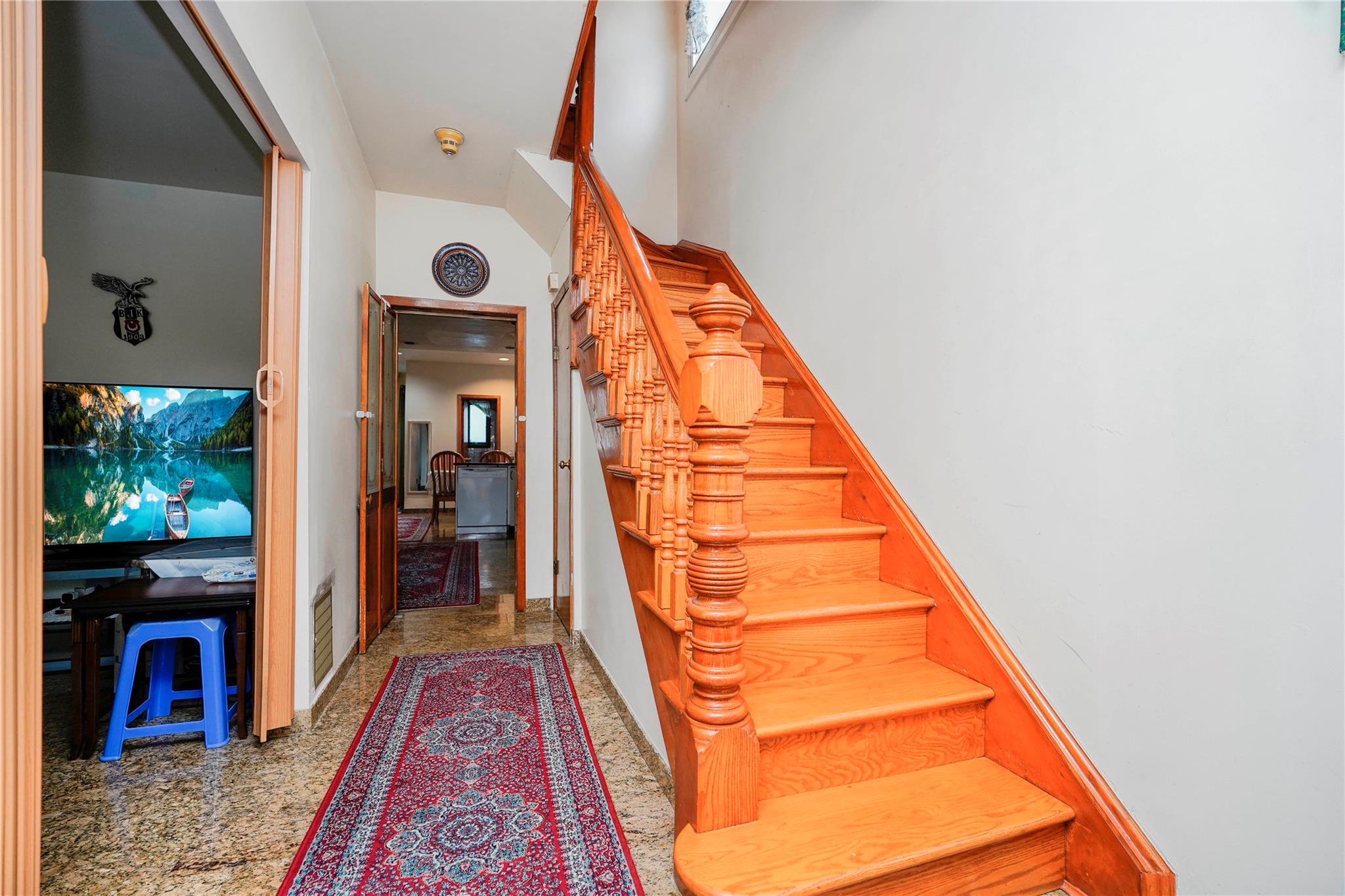 Brooklyn, New York, 11228, United States, 6 Bedrooms Bedrooms, ,3 BathroomsBathrooms,Residential,Active,1741590