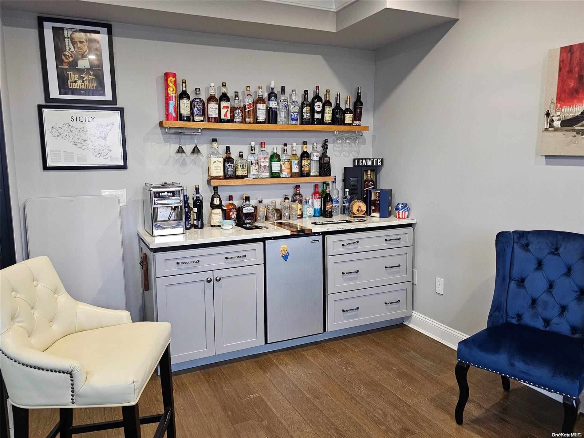 Babylon, New York, 11702, United States, 3 Bedrooms Bedrooms, ,3 BathroomsBathrooms,Residential,Active,1801049