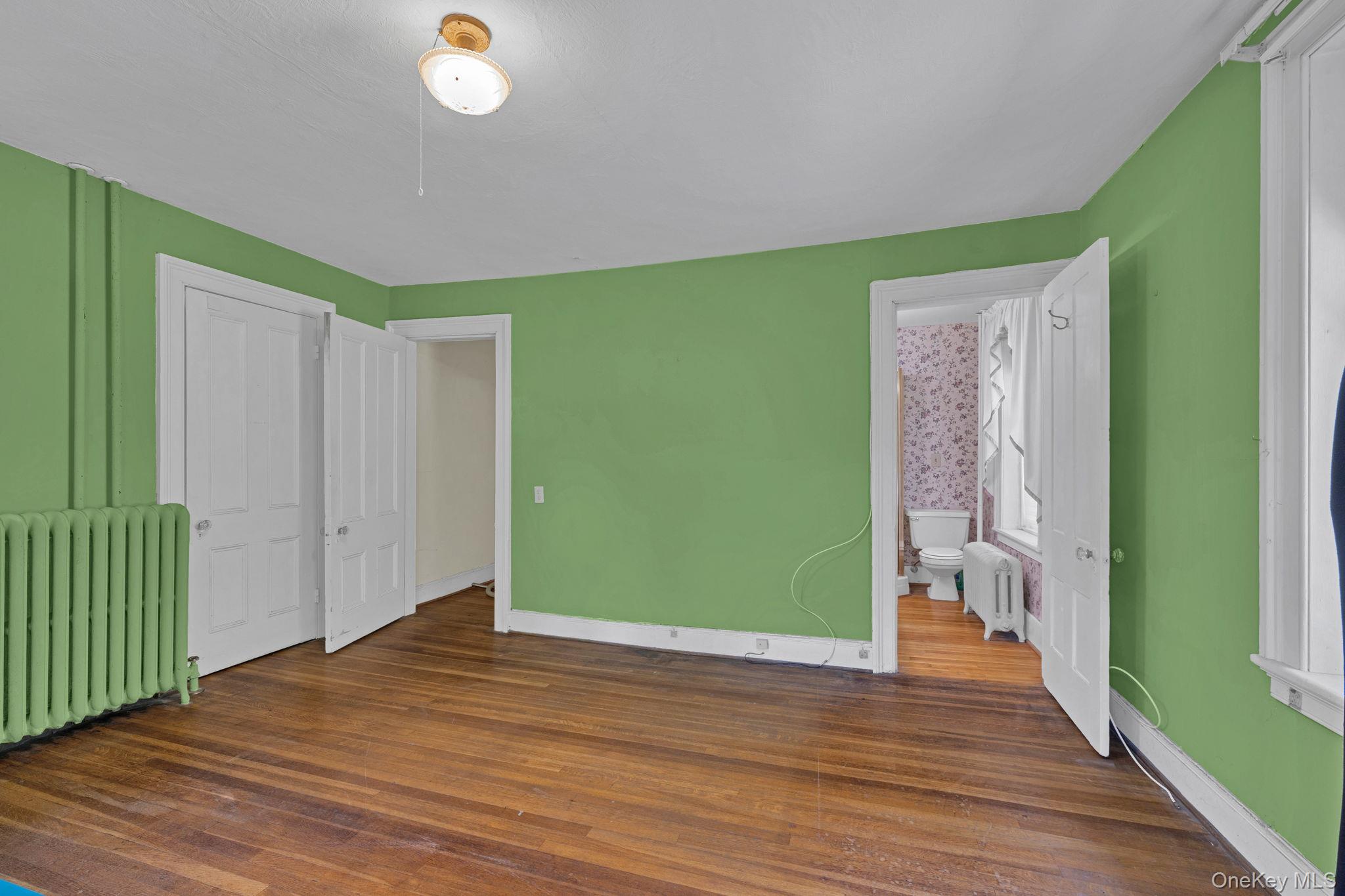 Newburgh, New York, 12550, United States, 3 Bedrooms Bedrooms, ,3 BathroomsBathrooms,Residential,Active,1913025