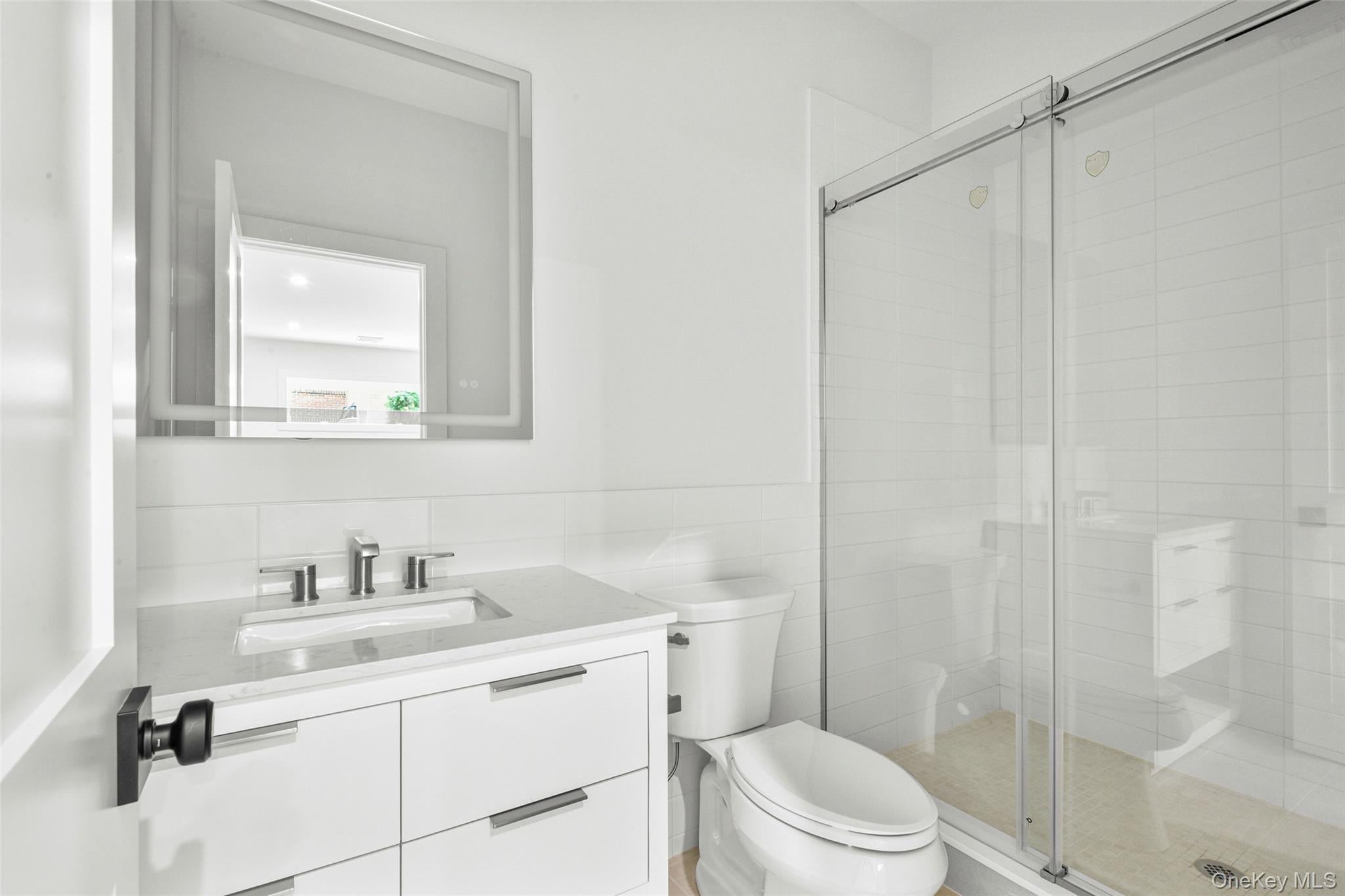 Scarsdale, New York, 10583, United States, 5 Bedrooms Bedrooms, ,5 BathroomsBathrooms,Residential,Active,1888466