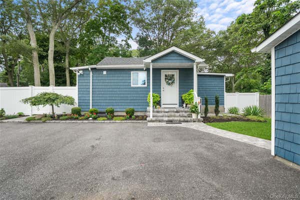 bikadeko❤︎‬① 10 Jan Court, Ronkonkoma, NY 11779 | MLS #881999 | Zillow