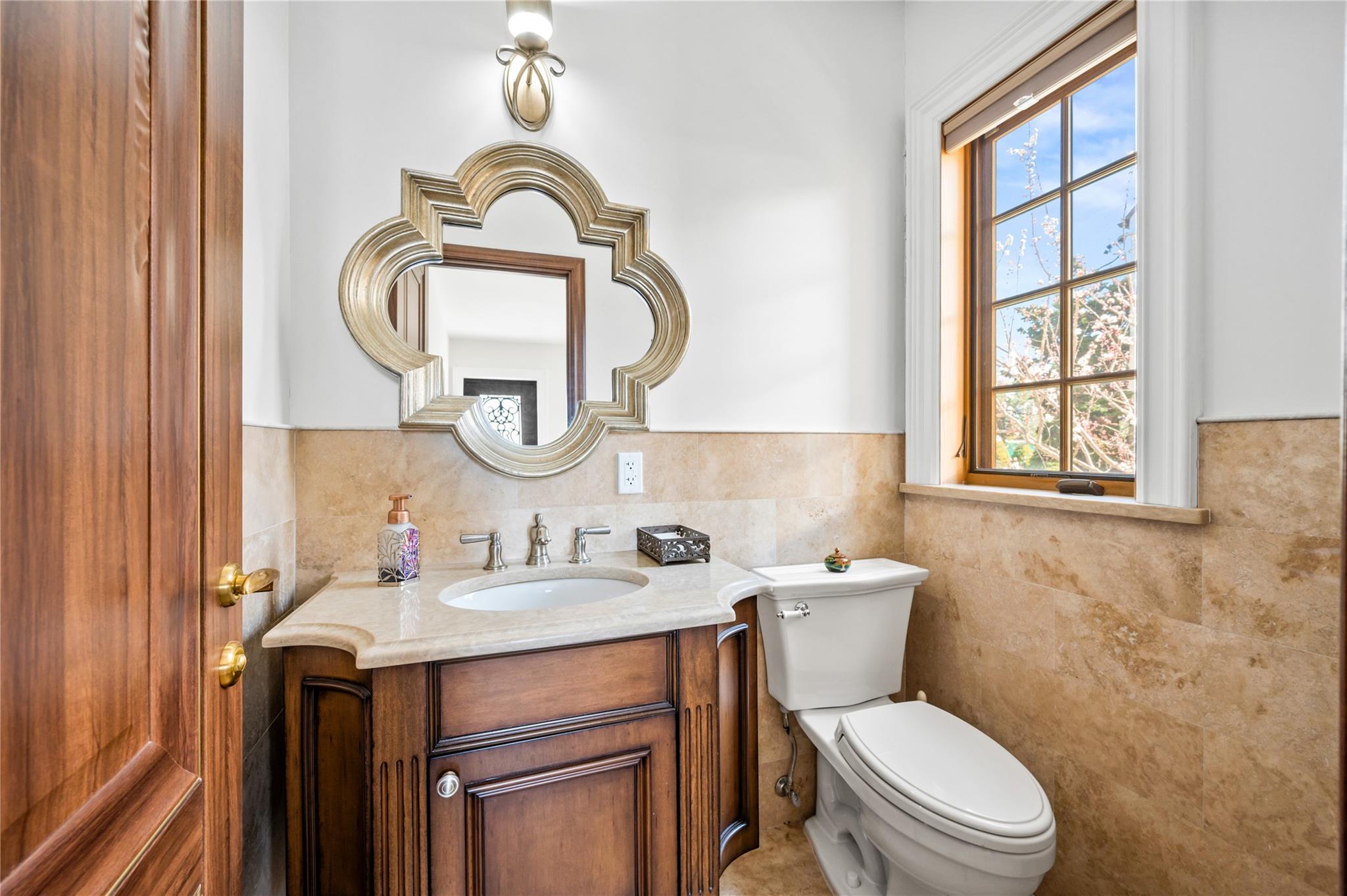 Malba, New York, 11357, United States, 5 Bedrooms Bedrooms, ,7 BathroomsBathrooms,Residential,Active,1761248