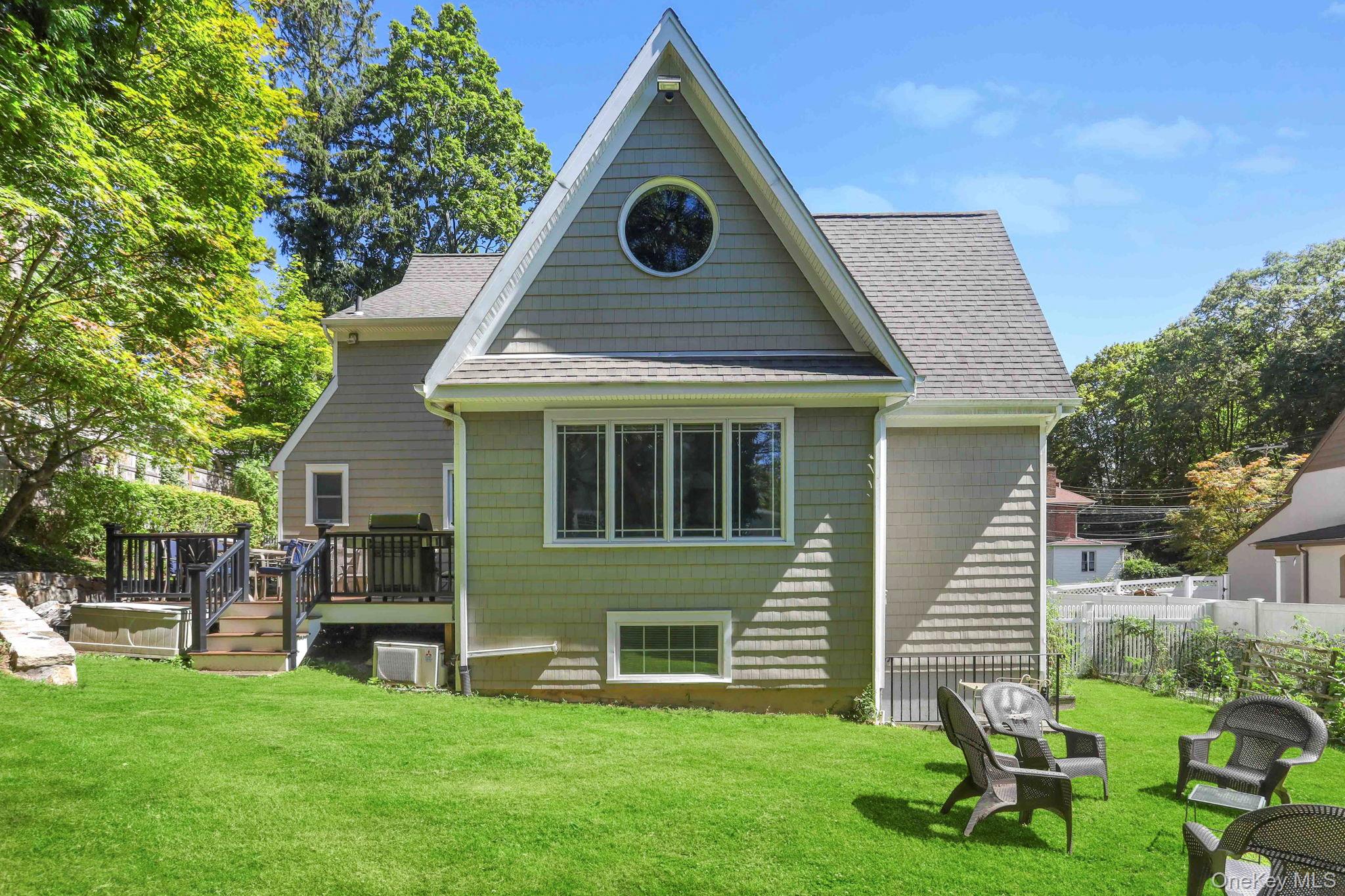 Pleasantville, New York, 10570, United States, 3 Bedrooms Bedrooms, ,3 BathroomsBathrooms,Residential,Active,2041438