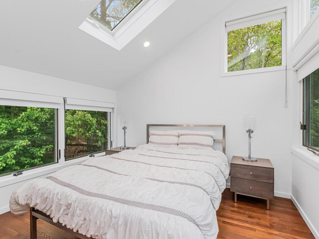 East Hampton, New York, 11937, United States, ,3 BathroomsBathrooms,Residential,Active,1843880