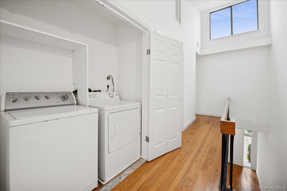 Rye, New York, 10580, United States, 3 Bedrooms Bedrooms, ,3 BathroomsBathrooms,Residential,Active,1973541