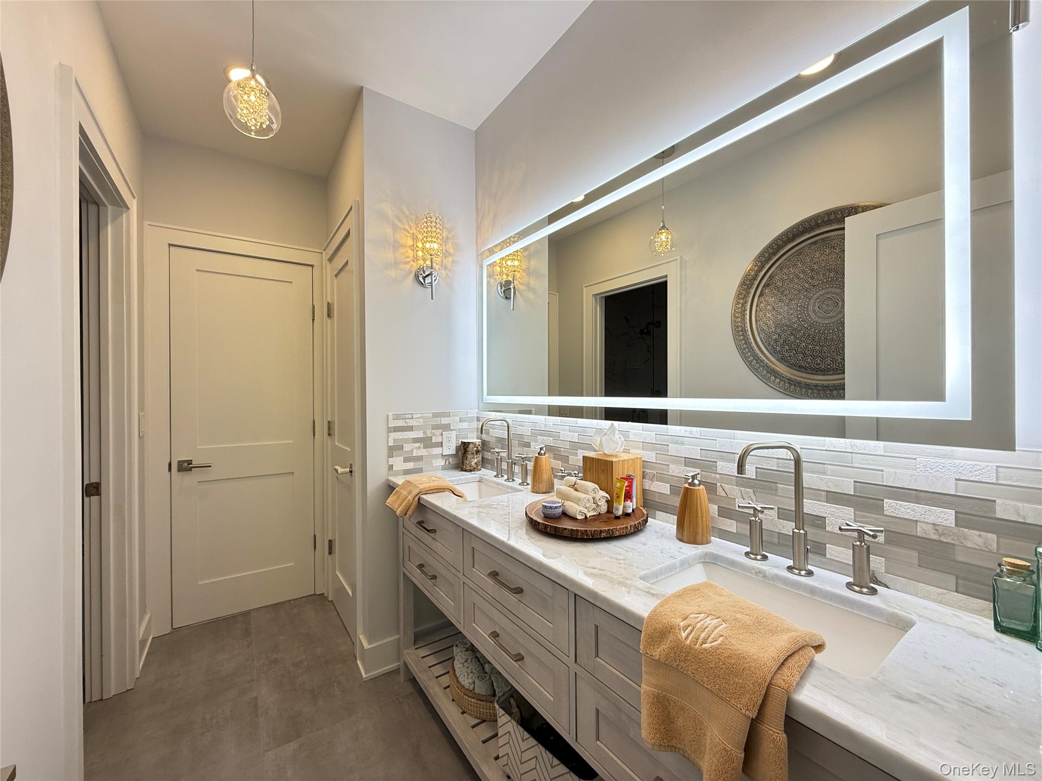 Poughquag, New York, 12570, United States, 3 Bedrooms Bedrooms, ,3 BathroomsBathrooms,Residential,Active,1944284