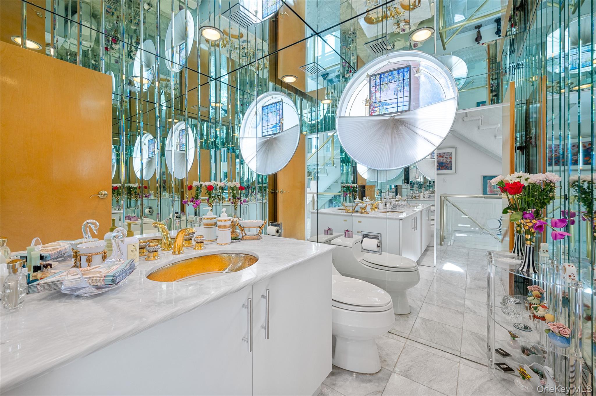 Manhasset, New York, 11030, United States, 5 Bedrooms Bedrooms, ,6 BathroomsBathrooms,Residential,Active,1788462