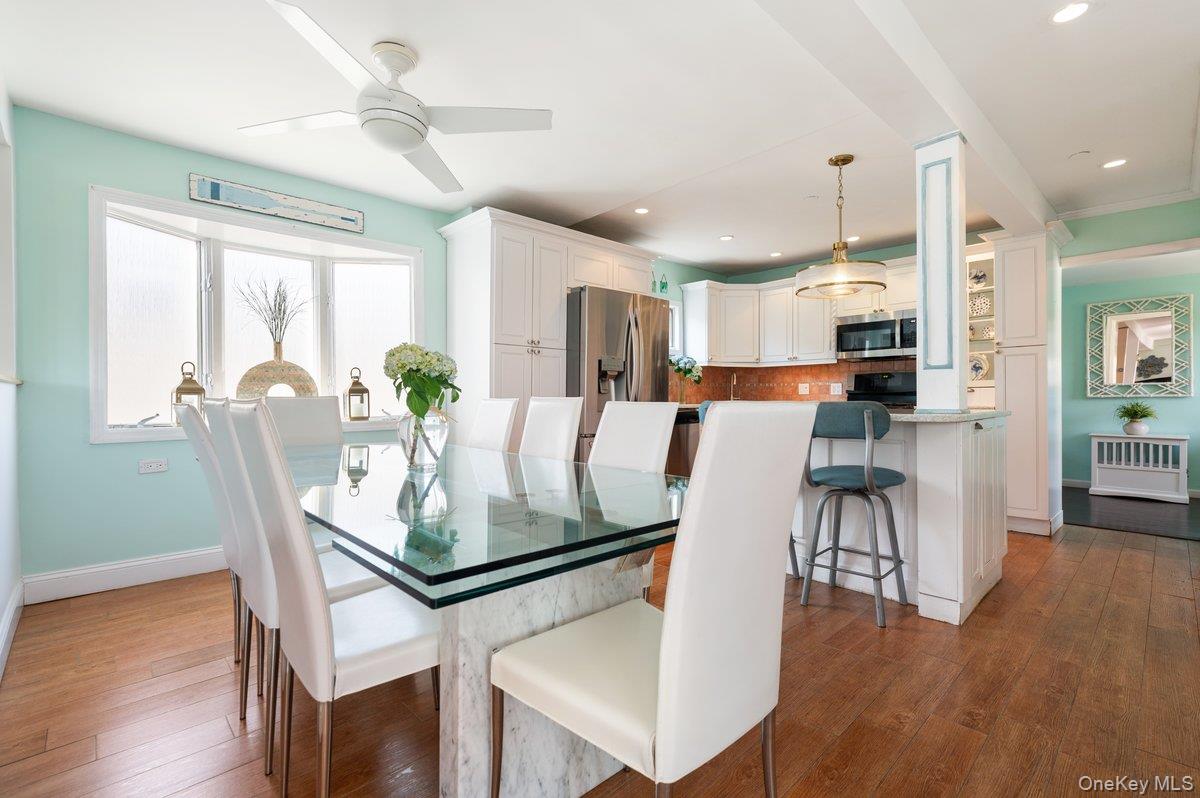 Long Beach, New York, 11561, United States, 4 Bedrooms Bedrooms, ,3 BathroomsBathrooms,Residential,Active,2008919