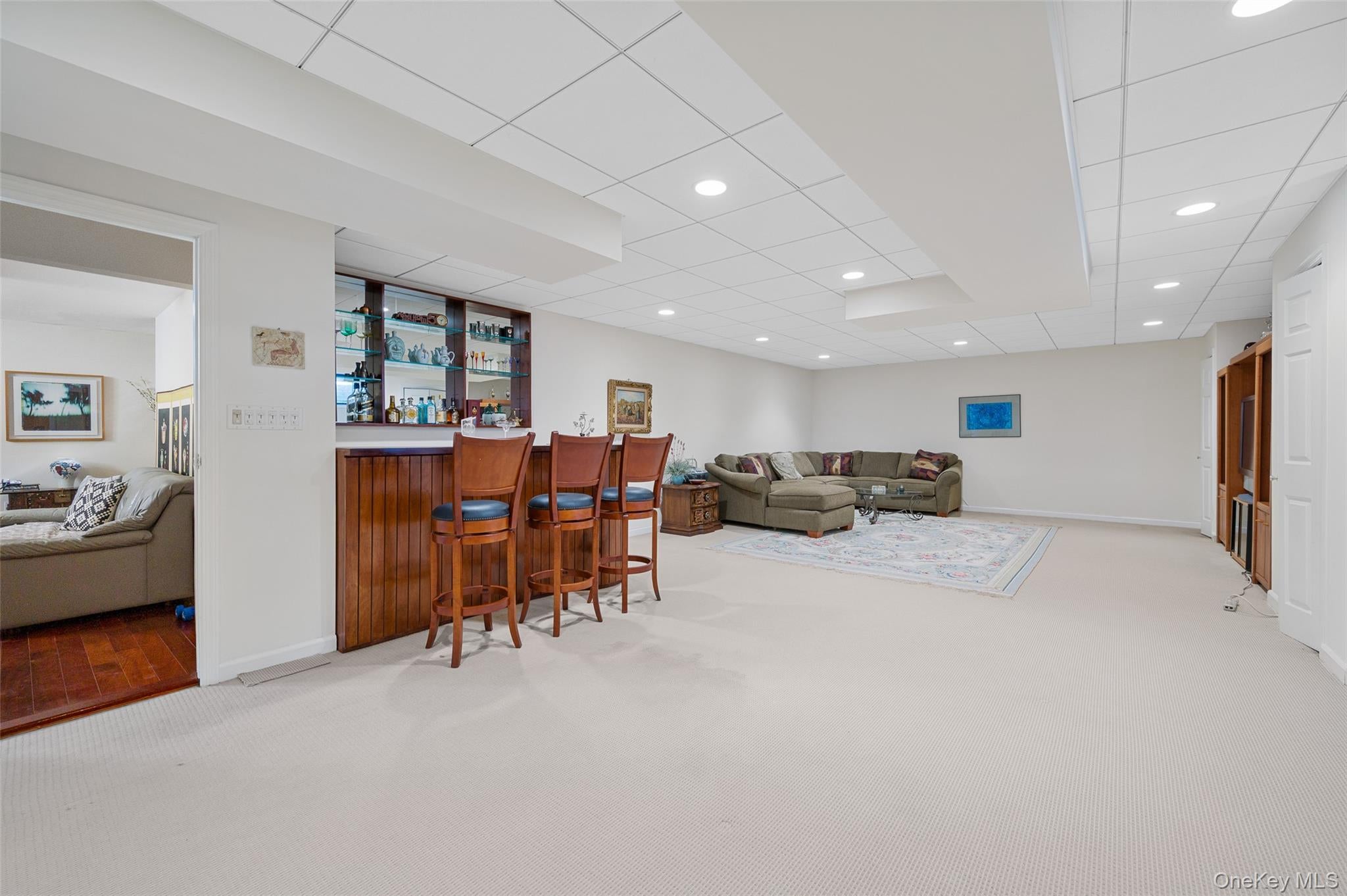 Manhasset, New York, 11030, United States, 5 Bedrooms Bedrooms, ,6 BathroomsBathrooms,Residential,Active,1788462
