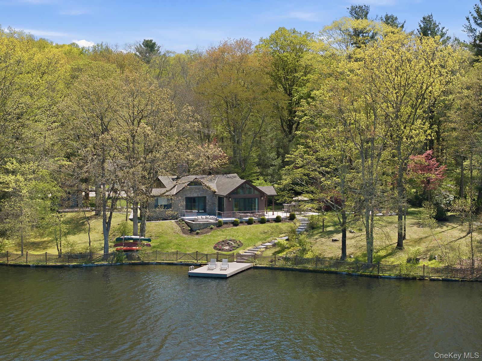 Putnam Valley, New York, 10579, United States, 3 Bedrooms Bedrooms, ,3 BathroomsBathrooms,Residential,Pending,2045595