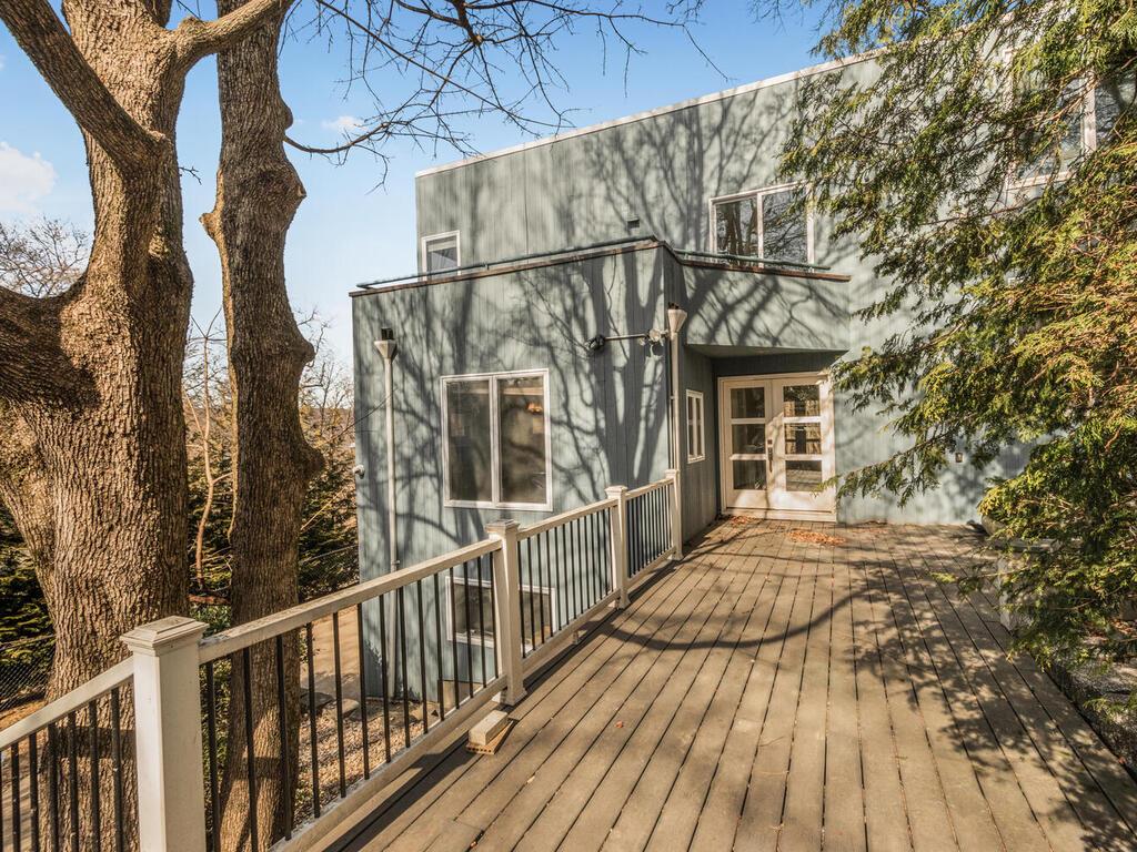 Bronx, New York, 10471, United States, 4 Bedrooms Bedrooms, ,3 BathroomsBathrooms,Residential,Active,1764906