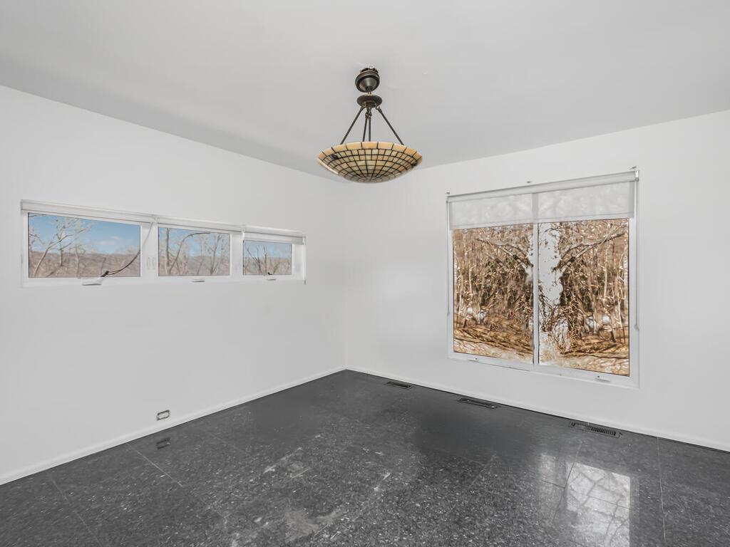 Bronx, New York, 10471, United States, 4 Bedrooms Bedrooms, ,3 BathroomsBathrooms,Residential,Active,1764906