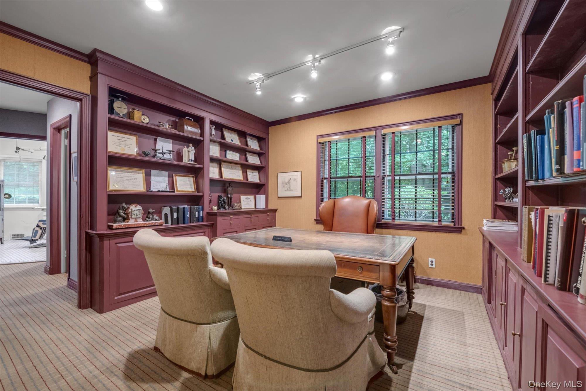 Great Neck, New York, 11021, United States, 5 Bedrooms Bedrooms, ,6 BathroomsBathrooms,Residential,Active,1824539