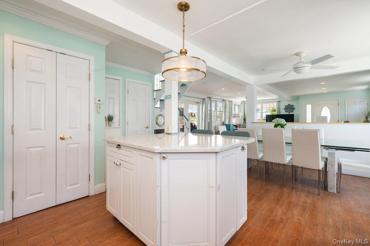 Long Beach, New York, 11561, United States, 4 Bedrooms Bedrooms, ,3 BathroomsBathrooms,Residential,Active,2008919