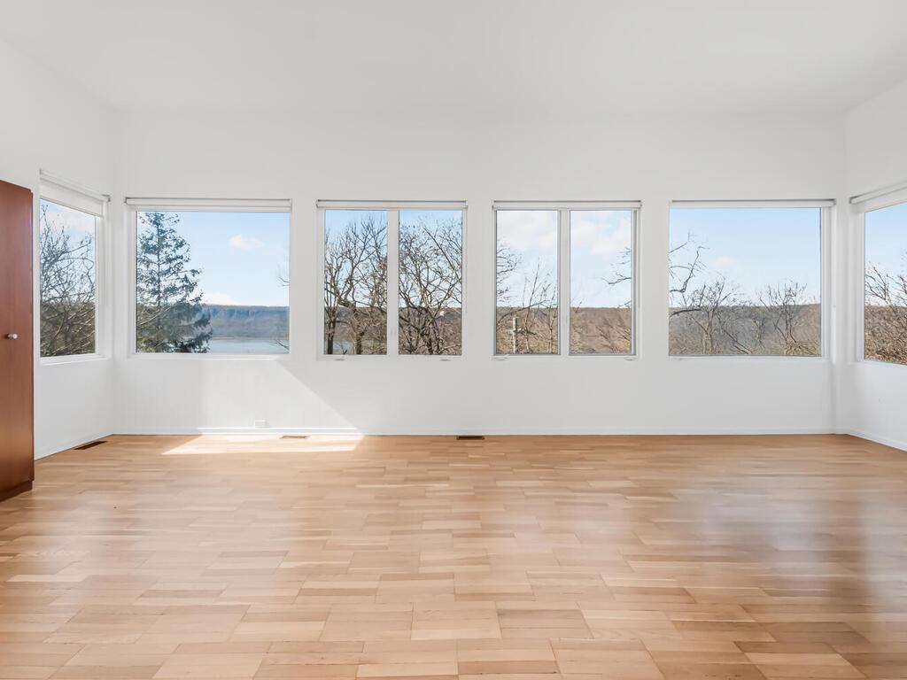 Bronx, New York, 10471, United States, 4 Bedrooms Bedrooms, ,3 BathroomsBathrooms,Residential,Active,1764906