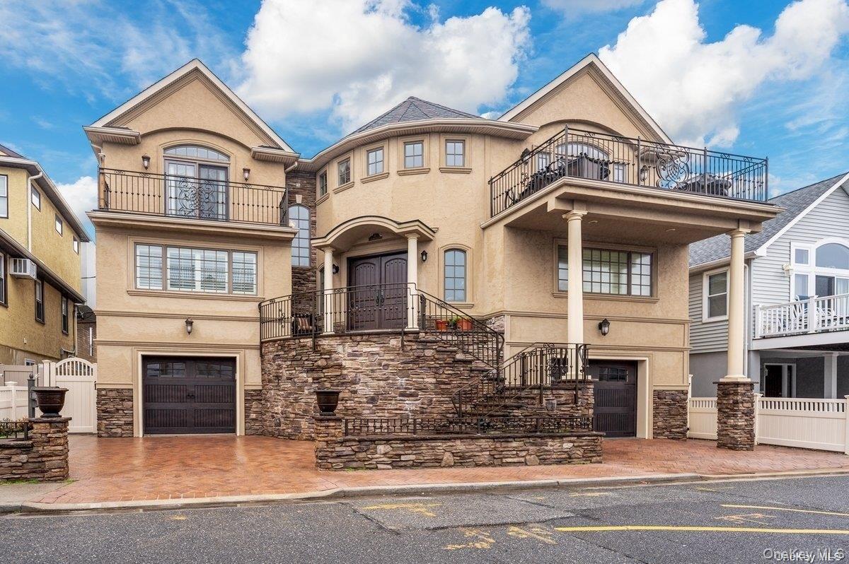 Long Beach, New York, 11561, United States, 4 Bedrooms Bedrooms, ,3 BathroomsBathrooms,Residential,Active,1718858 Long Beach, New York, 11561, United States, 4 Bedrooms Bedrooms, ,3 BathroomsBathrooms,Residential,Active,1718858