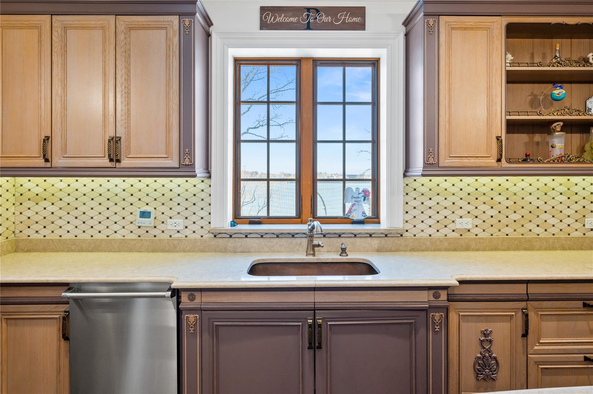 Malba, New York, 11357, United States, 5 Bedrooms Bedrooms, ,7 BathroomsBathrooms,Residential,Active,1761248